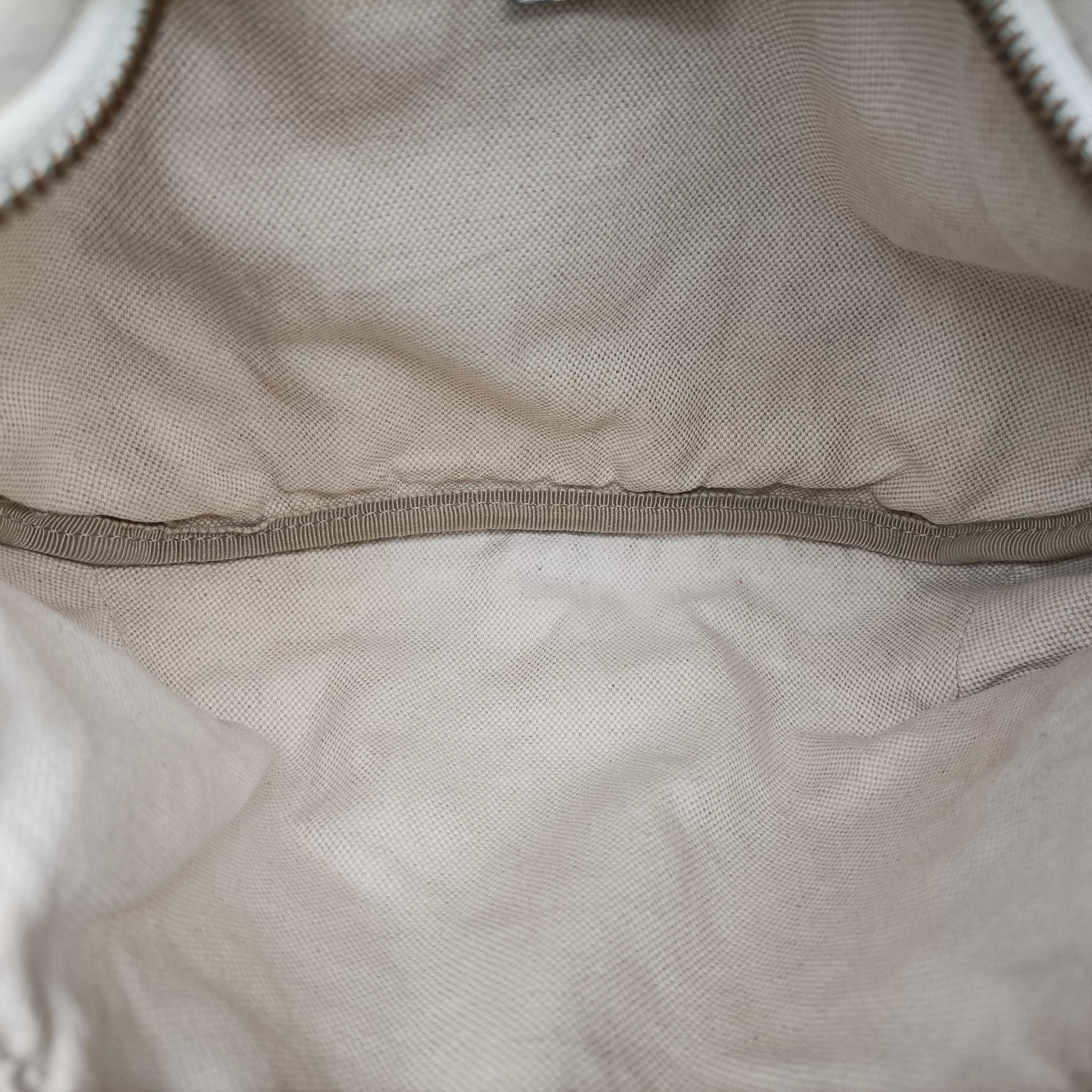 Pre-owned Gucci Gucci Print White Leather 493869 bum bag/waist bag | stylenewstar