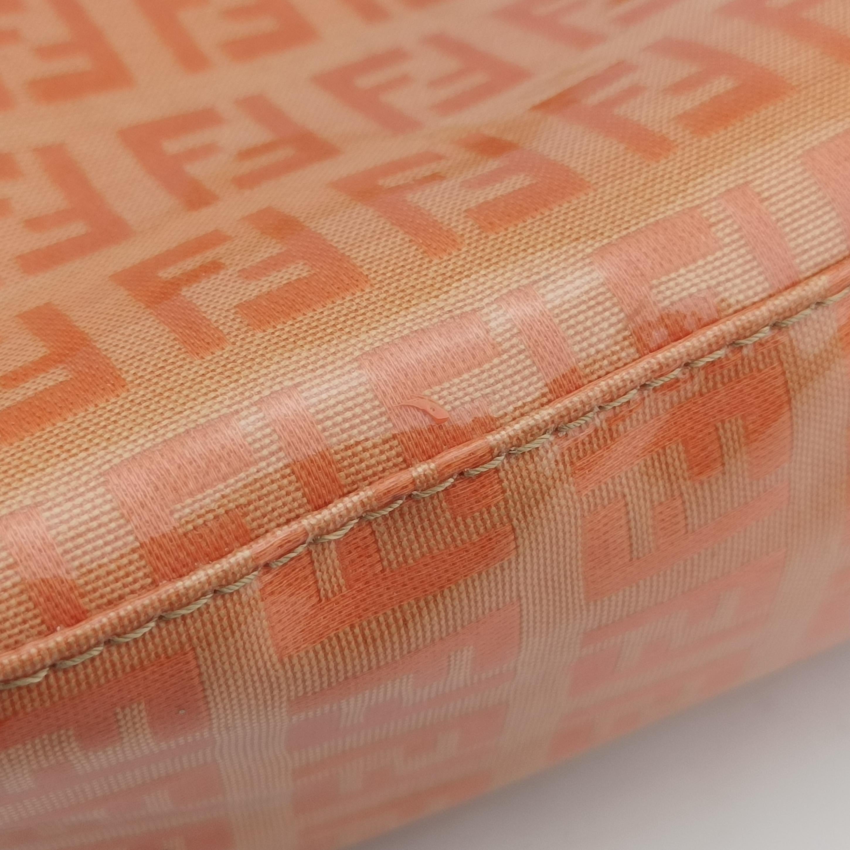 Pre-owned Fendi Baguette Pink Patent  shoulderbag | stylenewstar