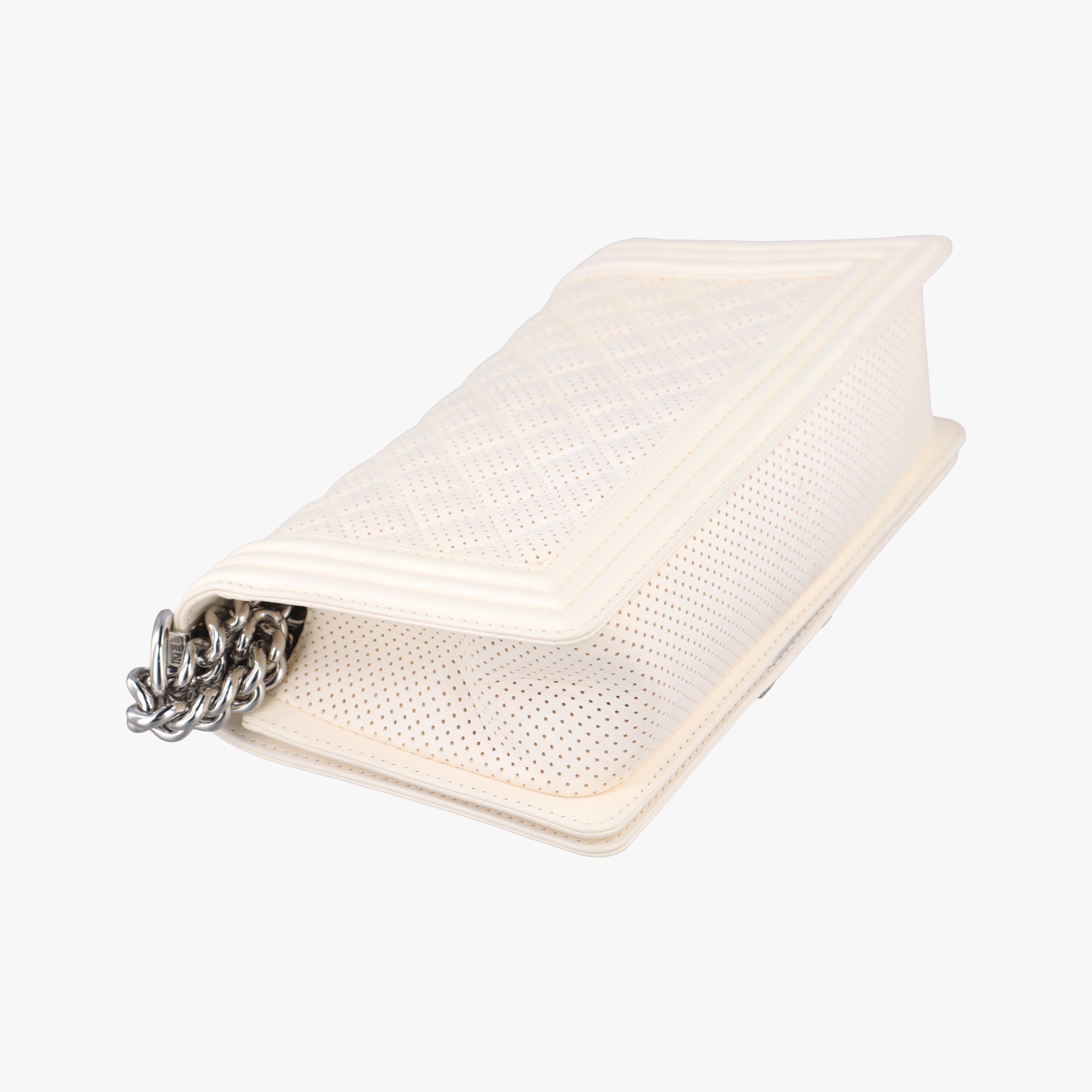 Pre-owned Chanel BOY CHANEL White Leather A67086 shoulderbag | stylenewstar