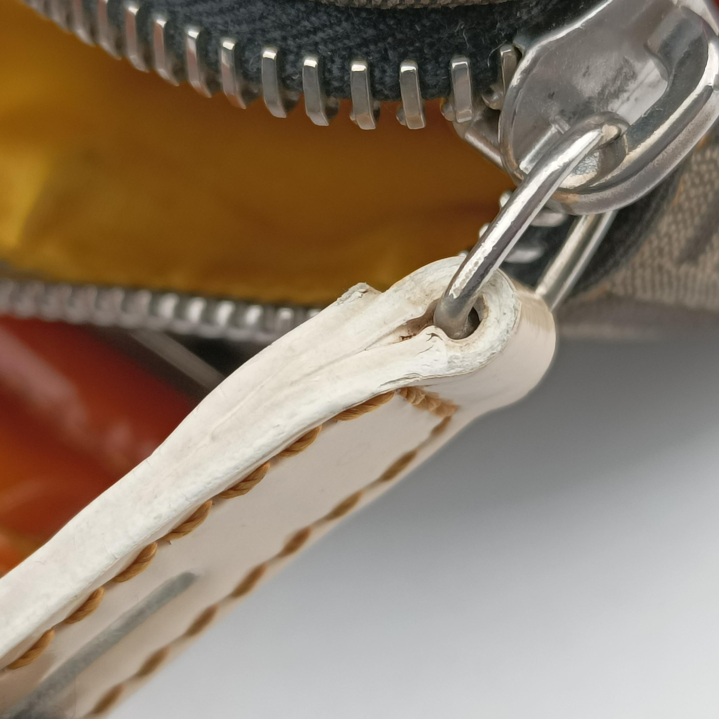 Pre-owned Fendi Zucchino Glitter Logo Multicolour canvas×patent 8BL068 handbag | stylenewstar