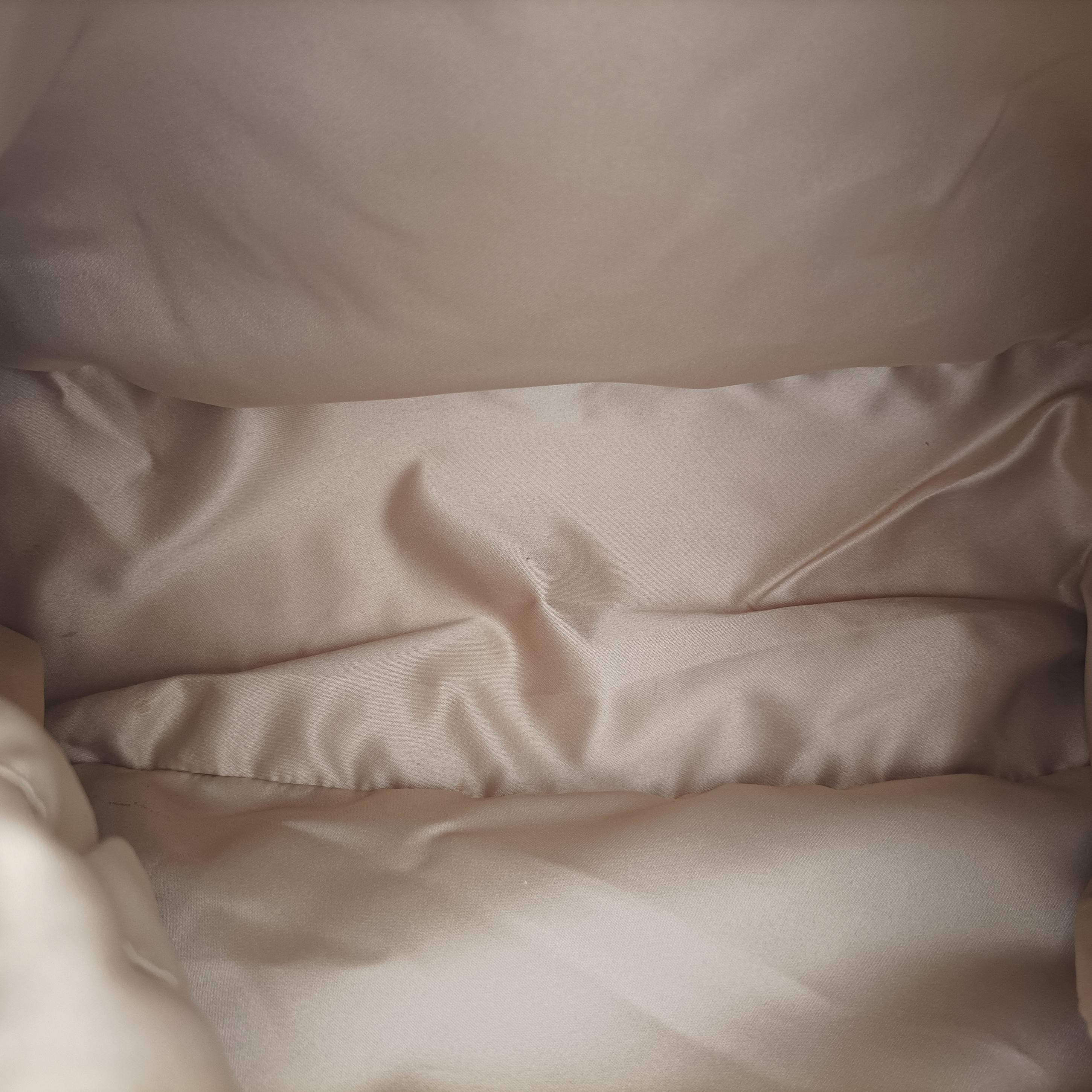 Pre-owned Fendi Big Mamma Forever Flap Beige Leather 8BR638 shoulderbag | stylenewstar