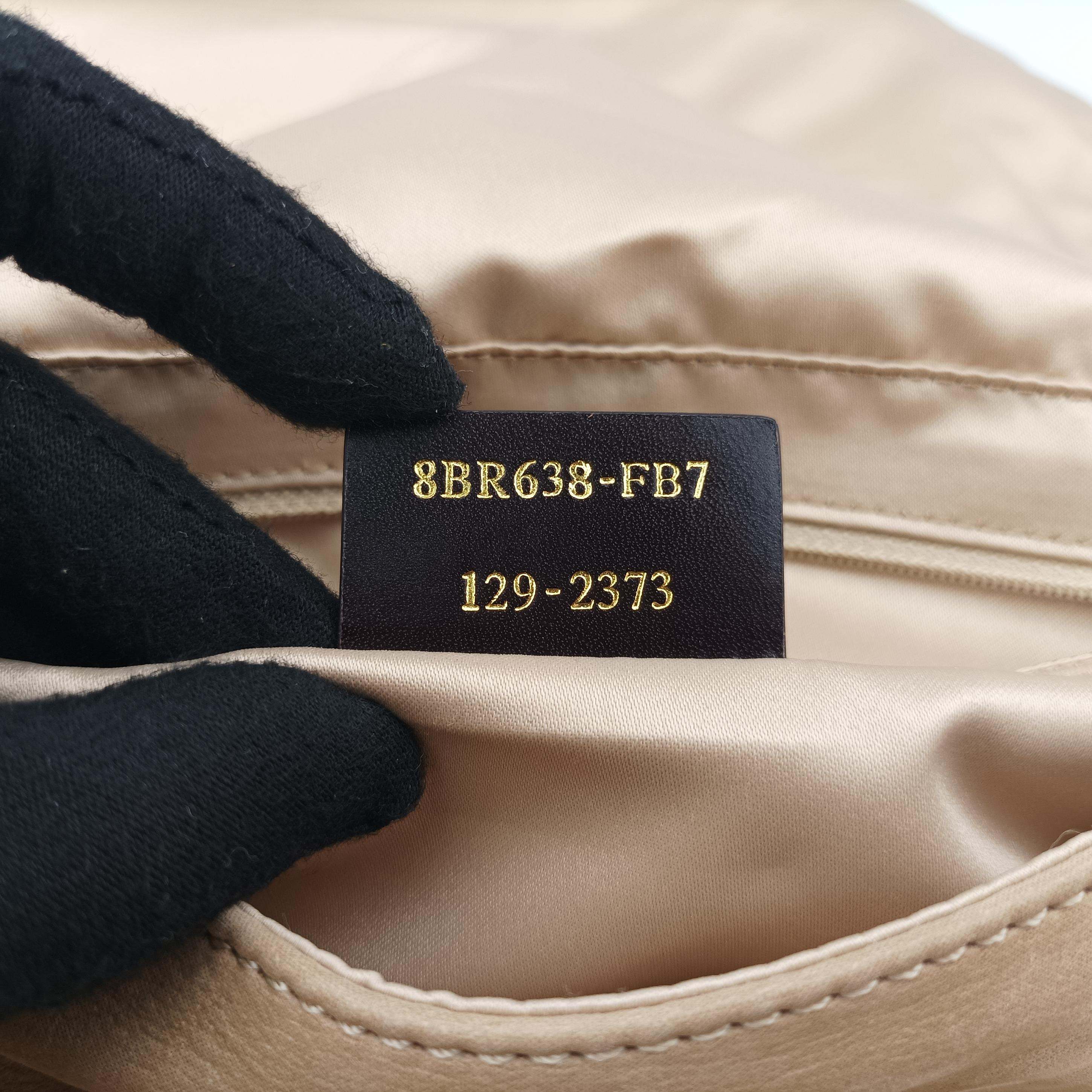 Pre-owned Fendi Big Mamma Forever Flap Beige Leather 8BR638 shoulderbag | stylenewstar