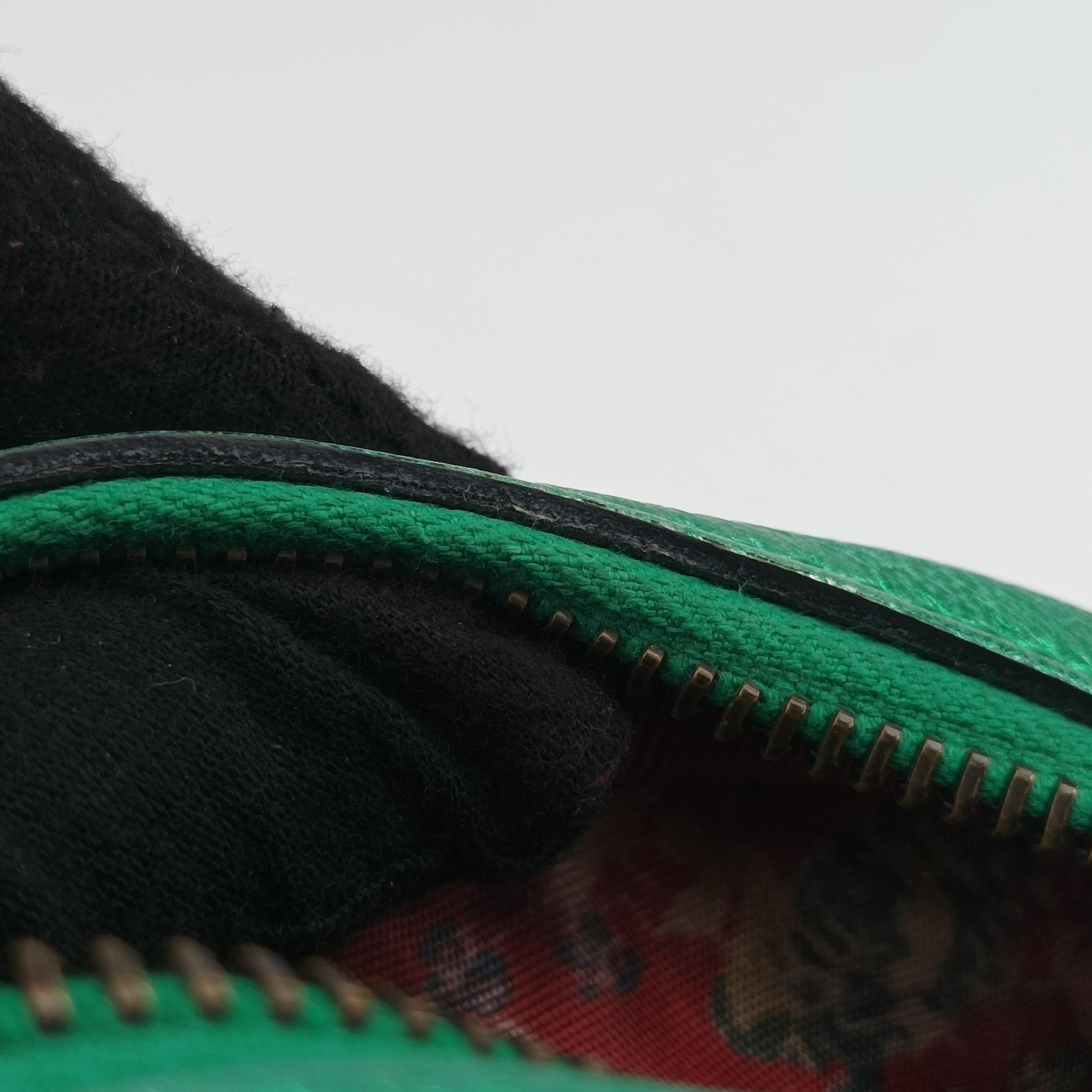 Pre-owned Gucci Laminate Red×Green Leather 534951 shoulderbag | stylenewstar