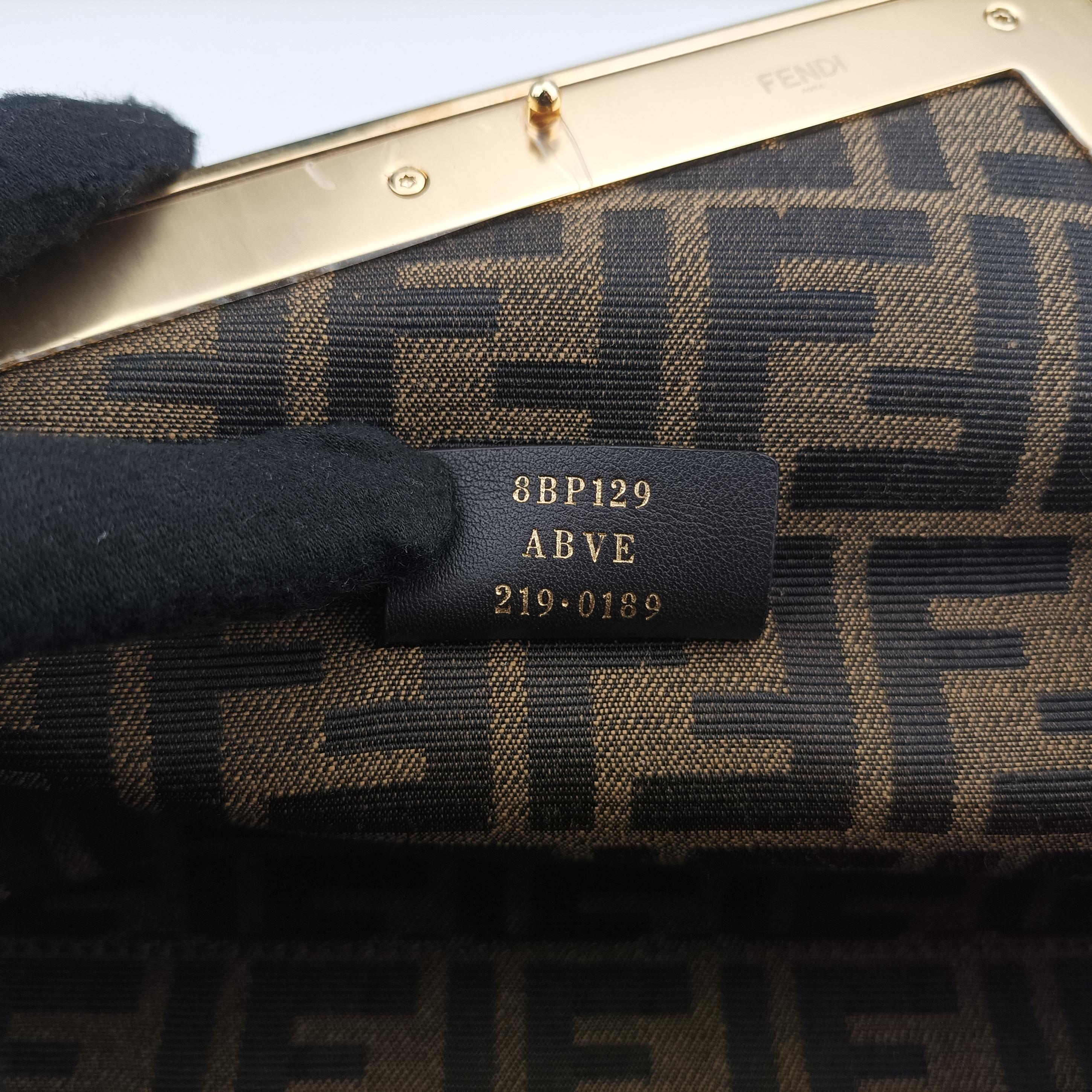 Secondhand Fendi First small Brown Leather 8BP129 shoulderbag | stylenewstar