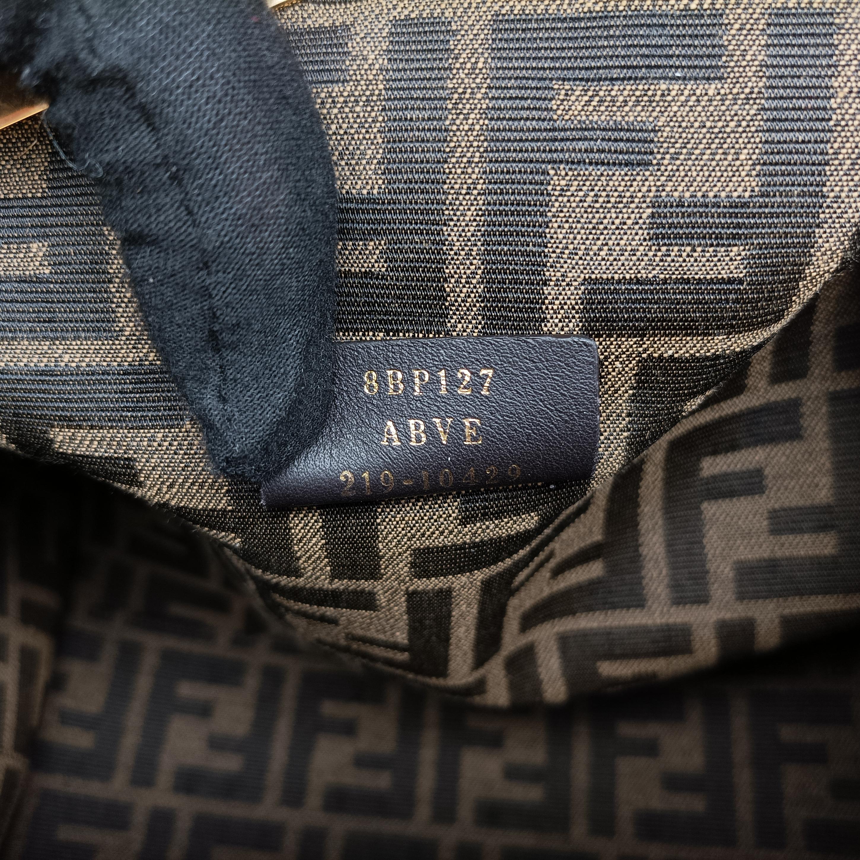 Pre-owned Fendi First middle White Leather 8BP127 shoulderbag | stylenewstar