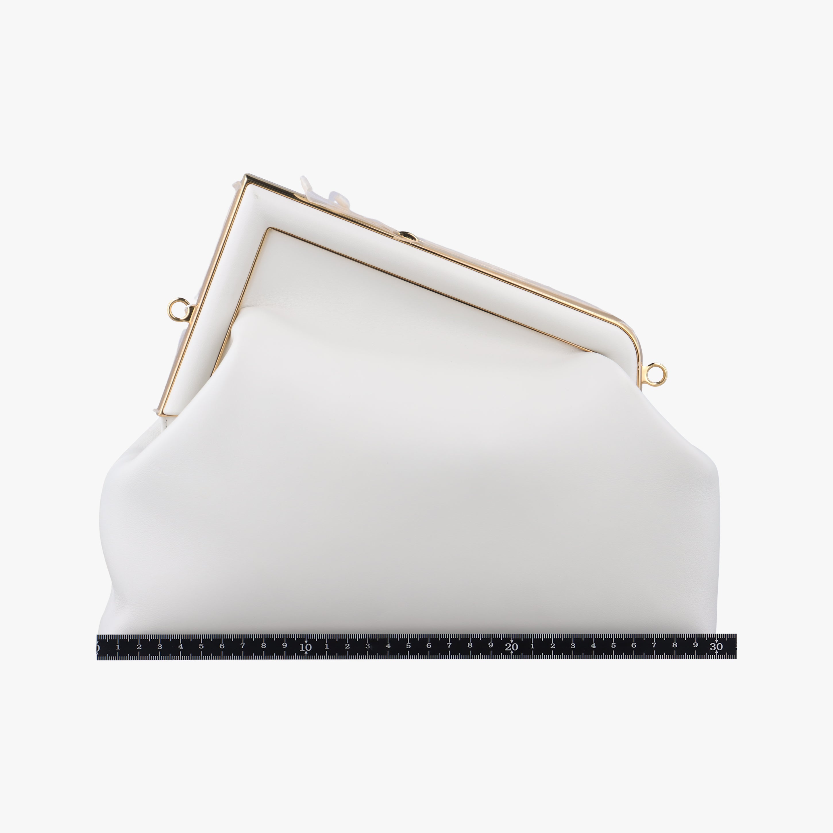 Pre-owned Fendi First middle White Leather 8BP127 shoulderbag | stylenewstar