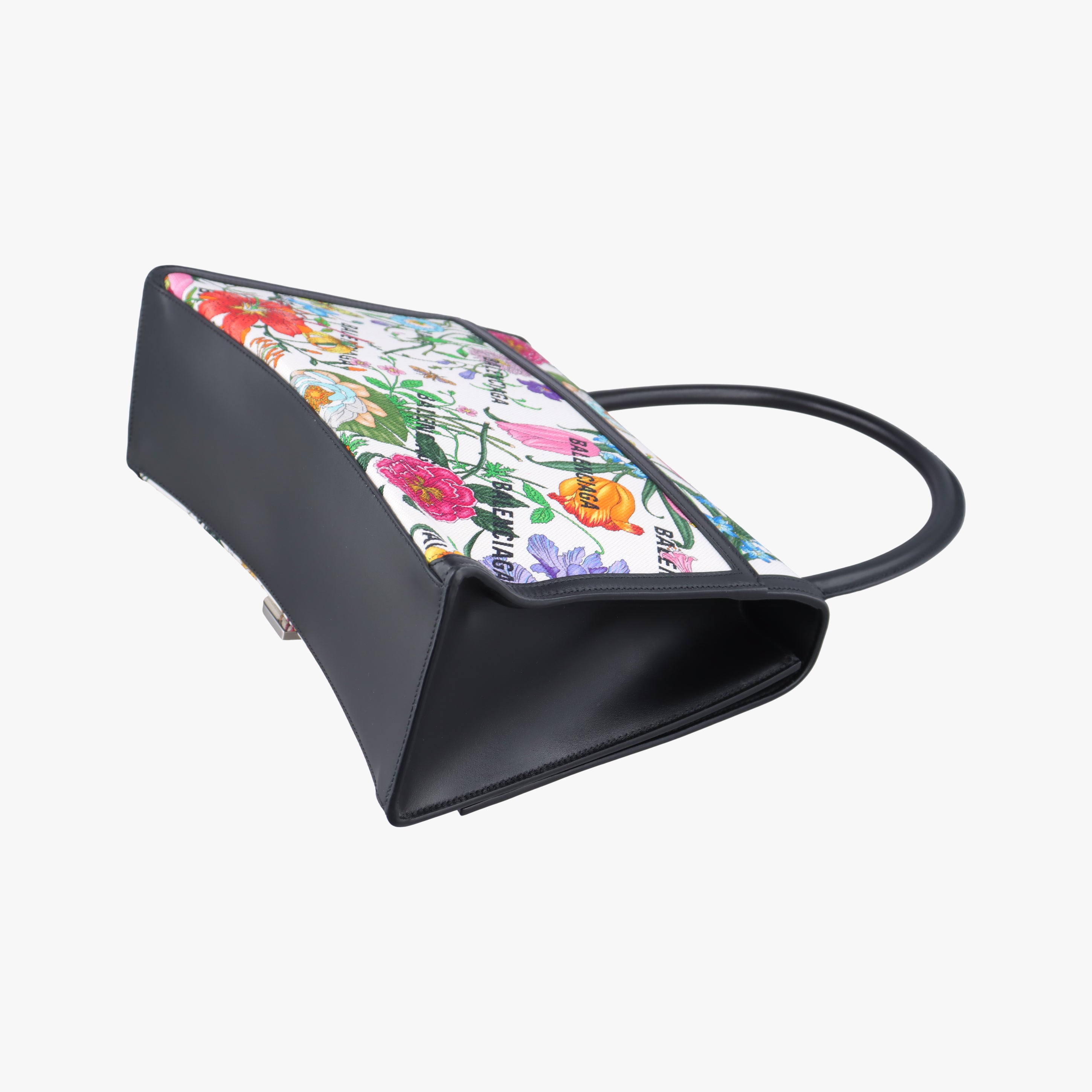 Secondhand Gucci Hacker Project Flora Multicolour Canvas × Leather 681696 shoulderbag | stylenewstar