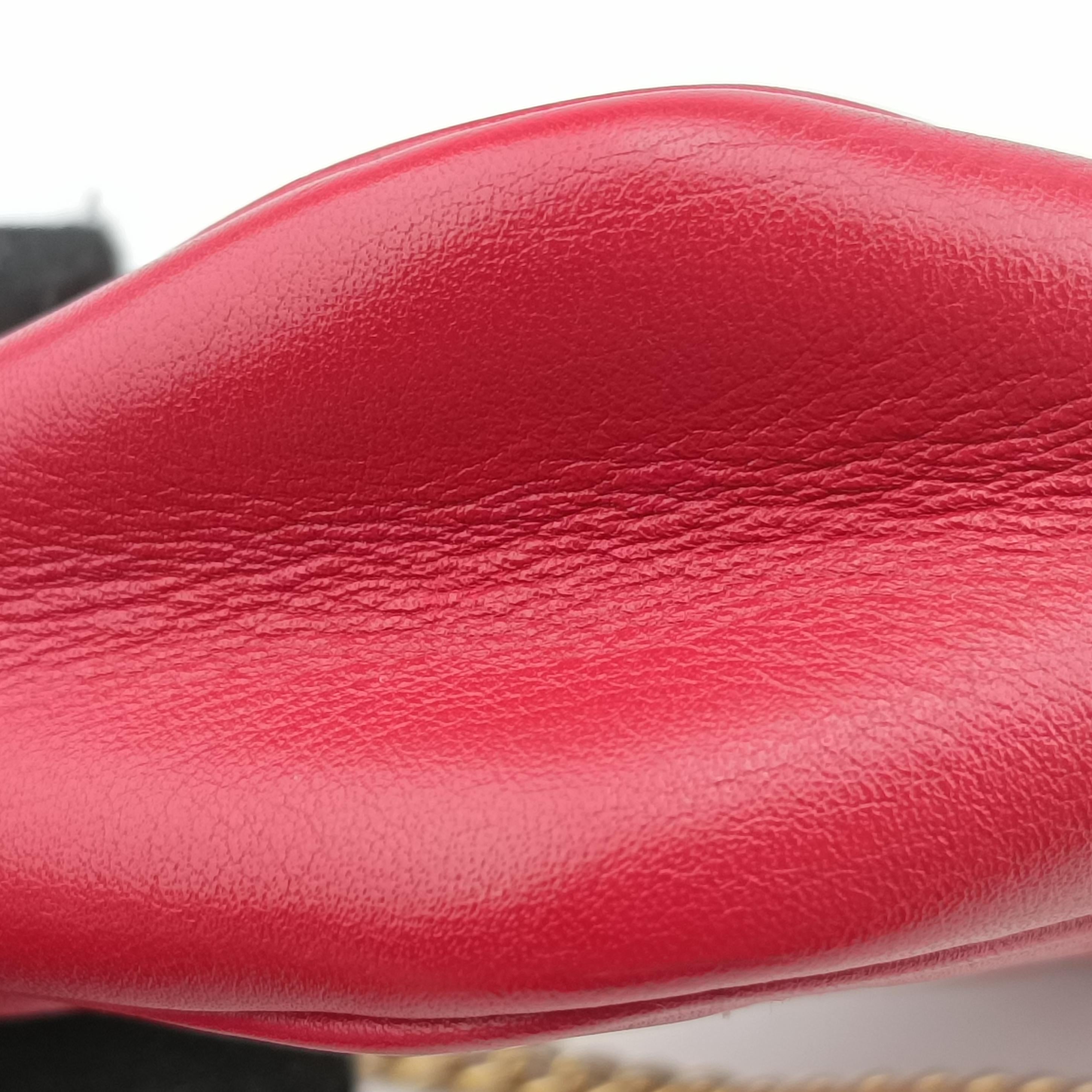 Pre-owned Gucci GG Marmont Red Leather 476433 shoulderbag | stylenewstar