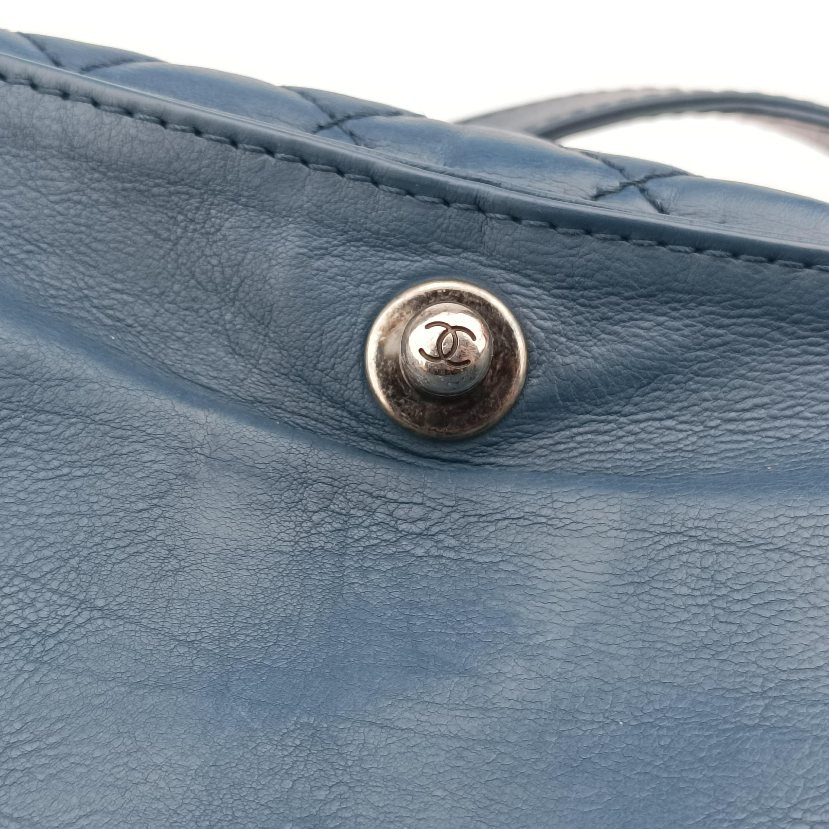 Pre-owned Chanel BOY CHANEL Blue leather A67948 shoulderbag | stylenewstar