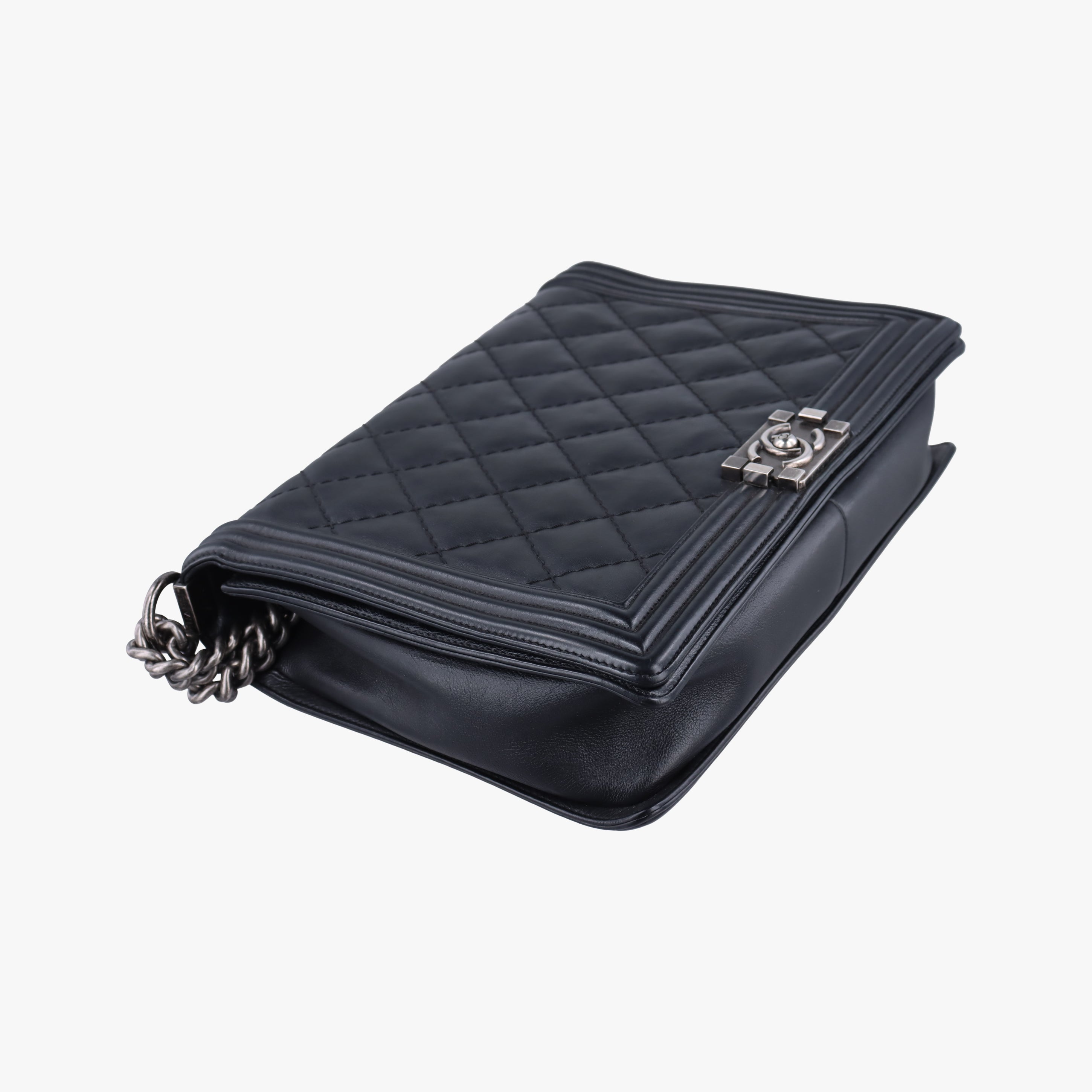 Pre-owned Chanel BOY CHANEL Black leather A92106 shoulderbag | stylenewstar