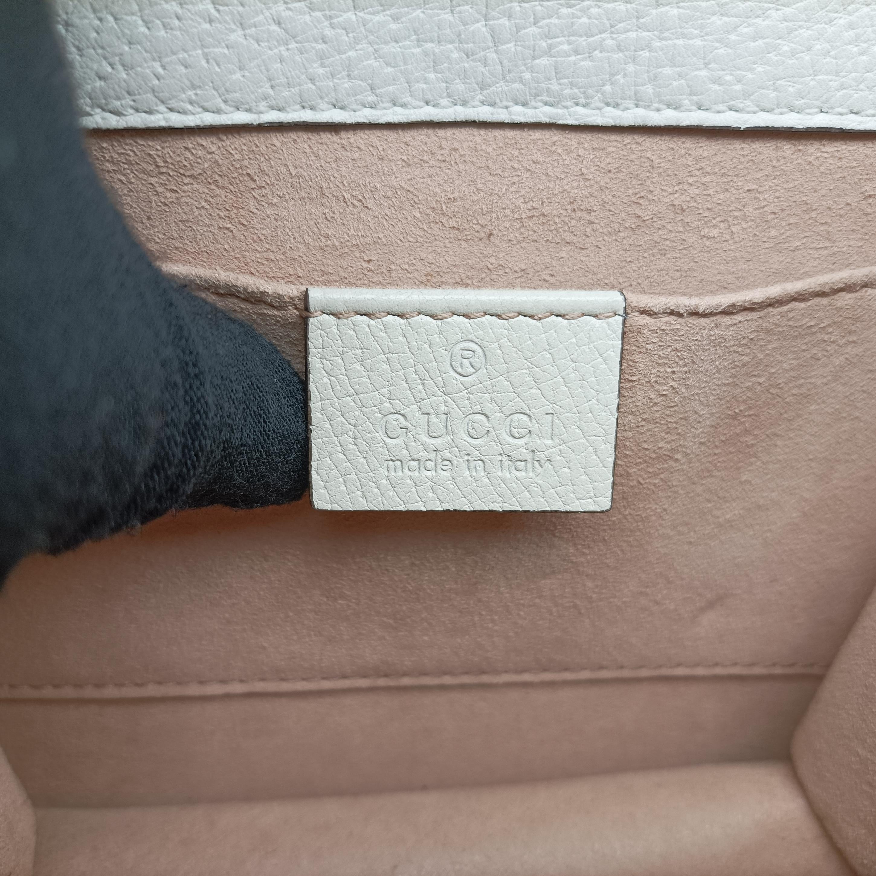 Pre-owned Gucci Web Stripe Butterfly Totem White×multicolor Leather 505388 shoulderbag | stylenewstar