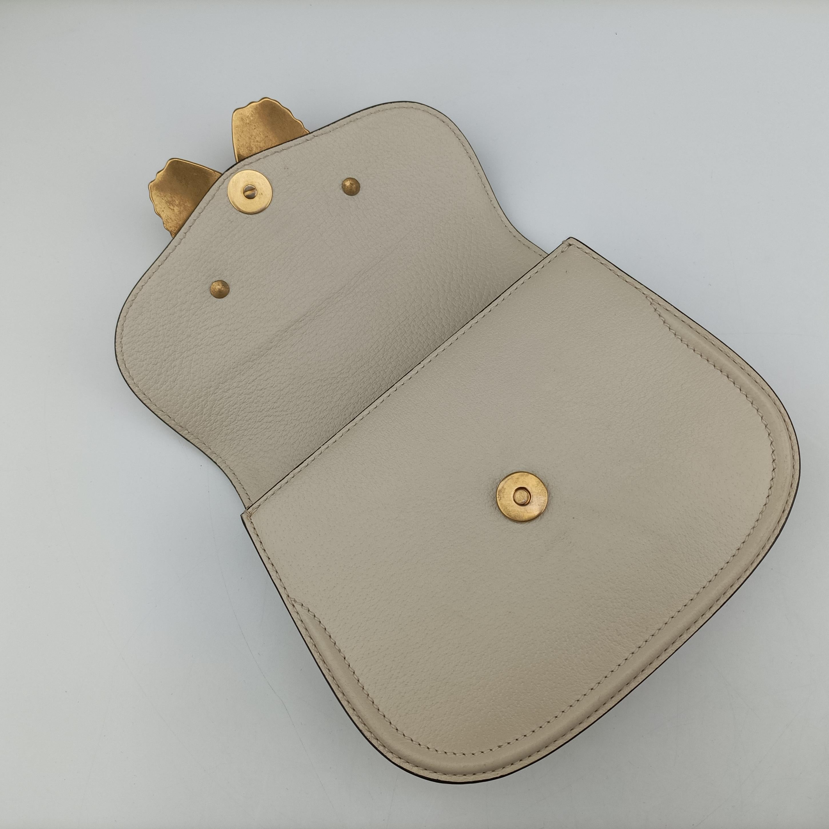 Pre-owned Gucci Web Stripe Butterfly Totem White×multicolor Leather 505388 shoulderbag | stylenewstar