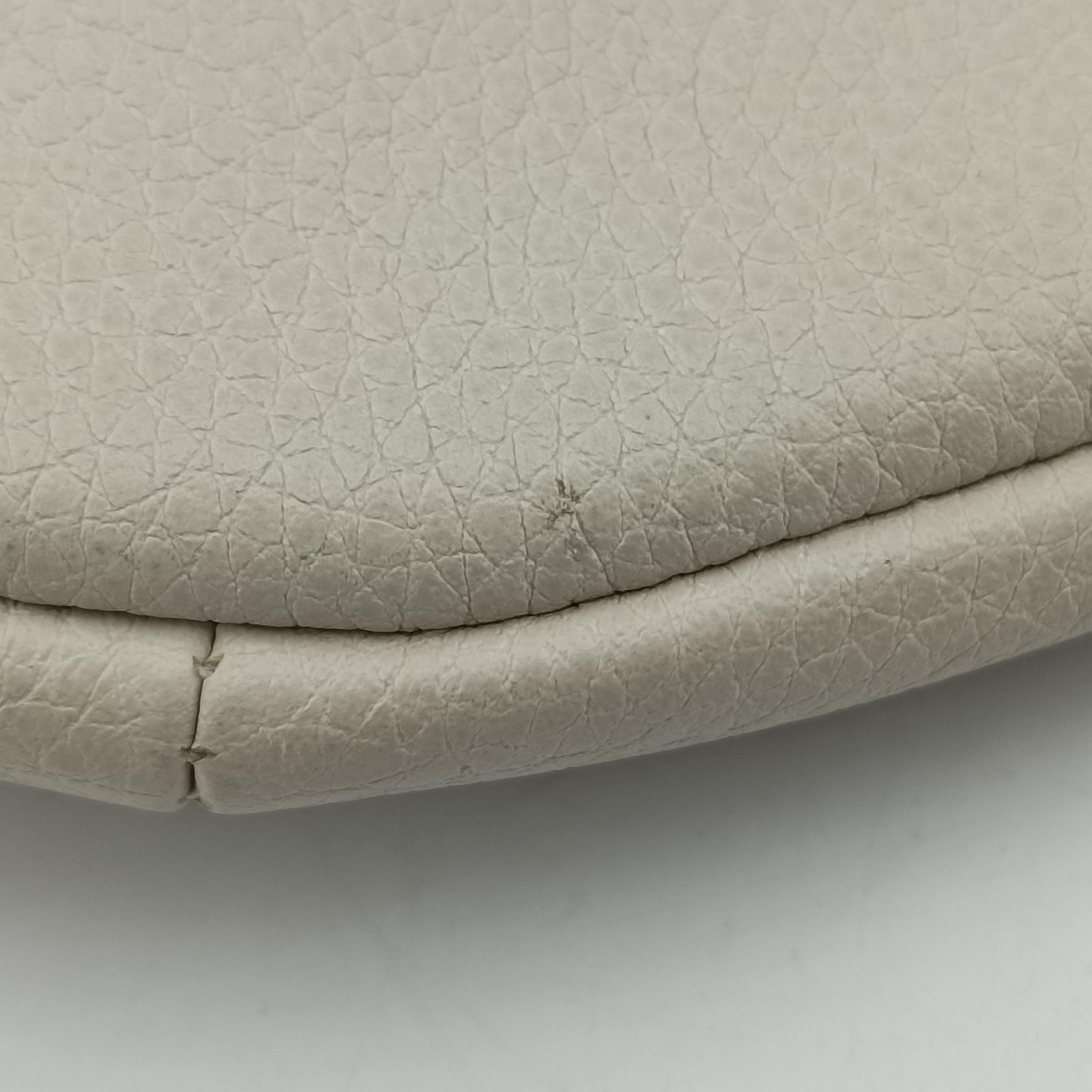 Pre-owned Gucci Gucci Print White Leather 530412 bum bag/waist bag | stylenewstar