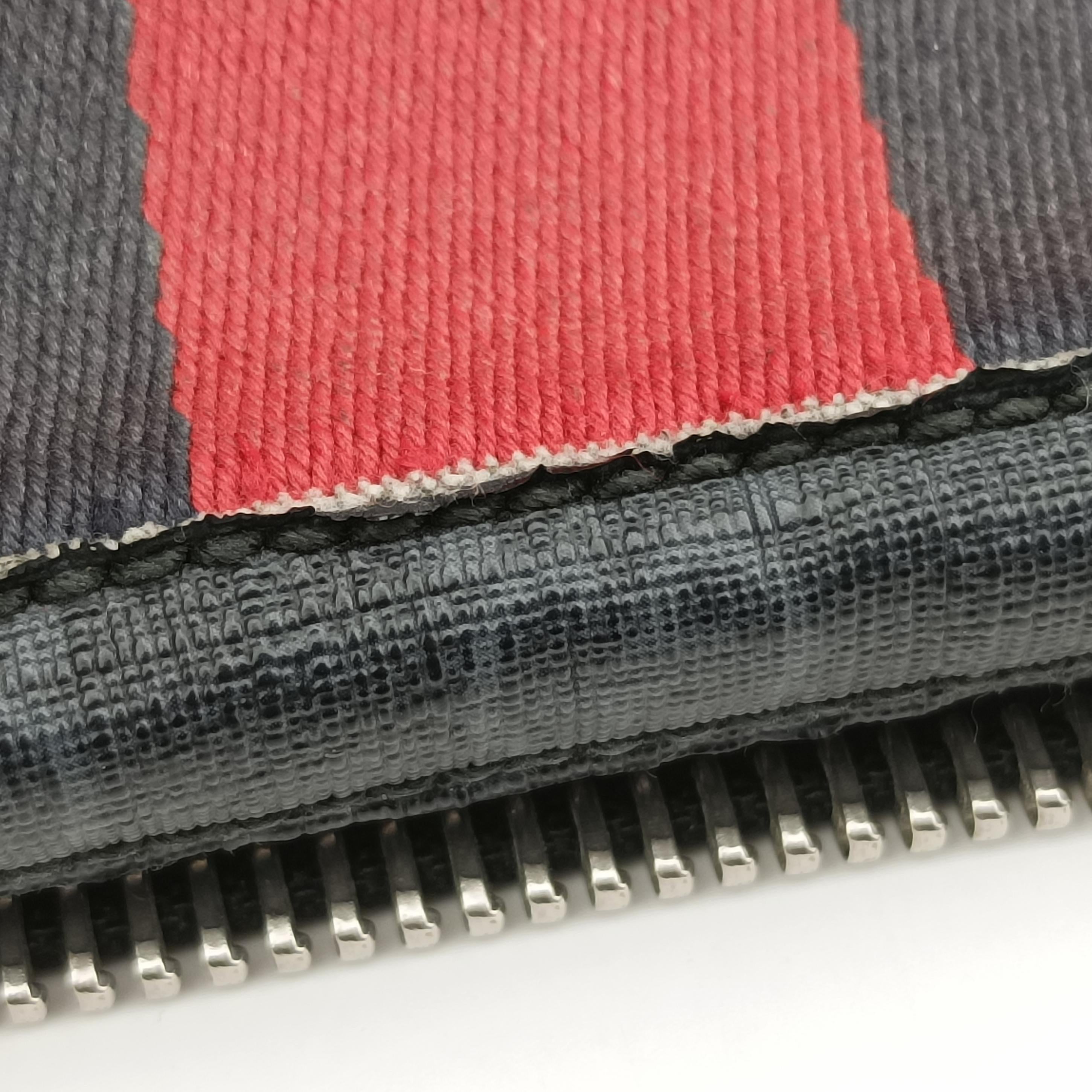 Pre-owned Gucci GG Supreme Shelley Messenger Black×red PVC coated canvas x leather 474139 shoulderbag | stylenewstar