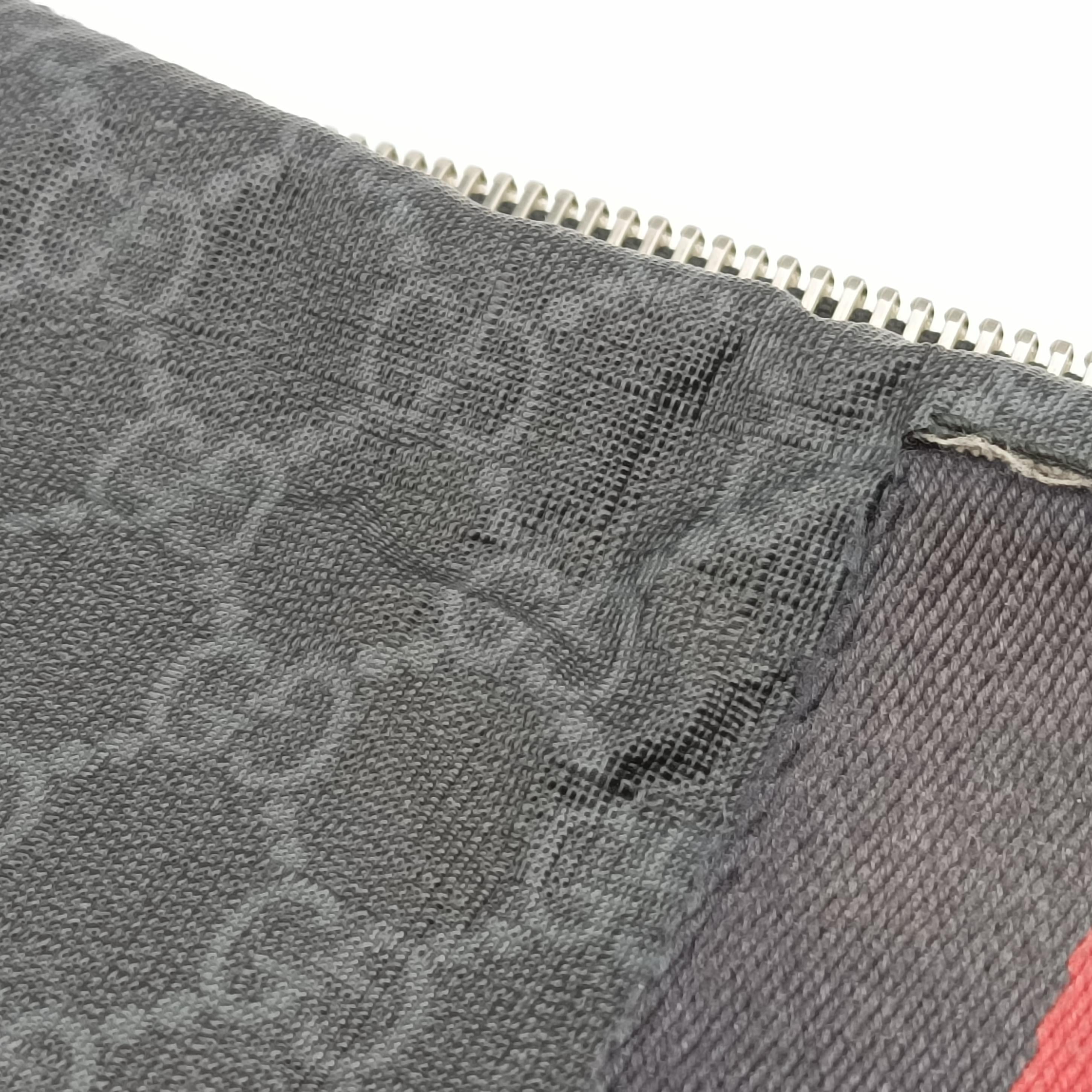 Pre-owned Gucci GG Supreme Shelley Messenger Black×red PVC coated canvas x leather 474139 shoulderbag | stylenewstar