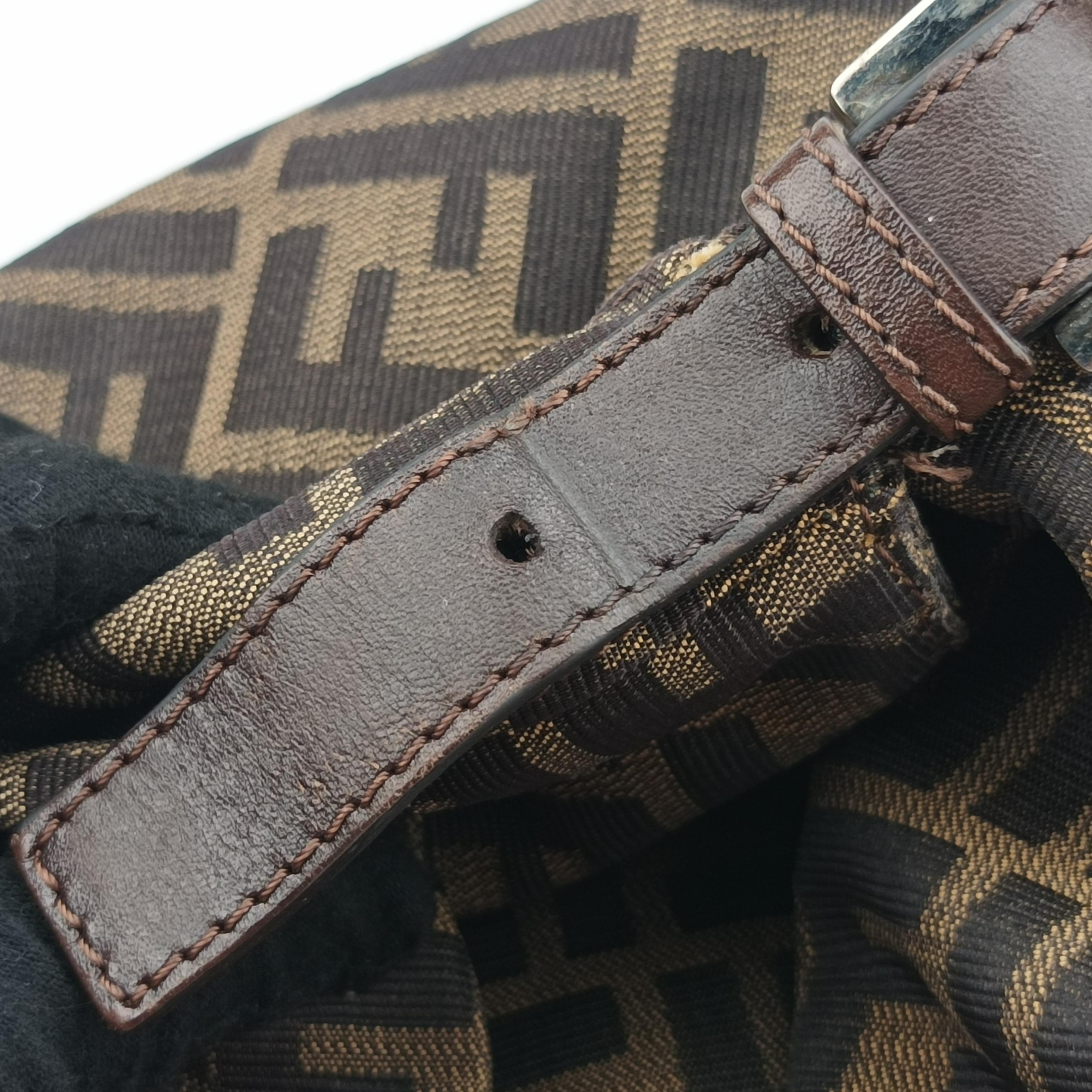 Pre-owned Fendi Mamma Baguette Brown Jacquard  shoulderbag | stylenewstar