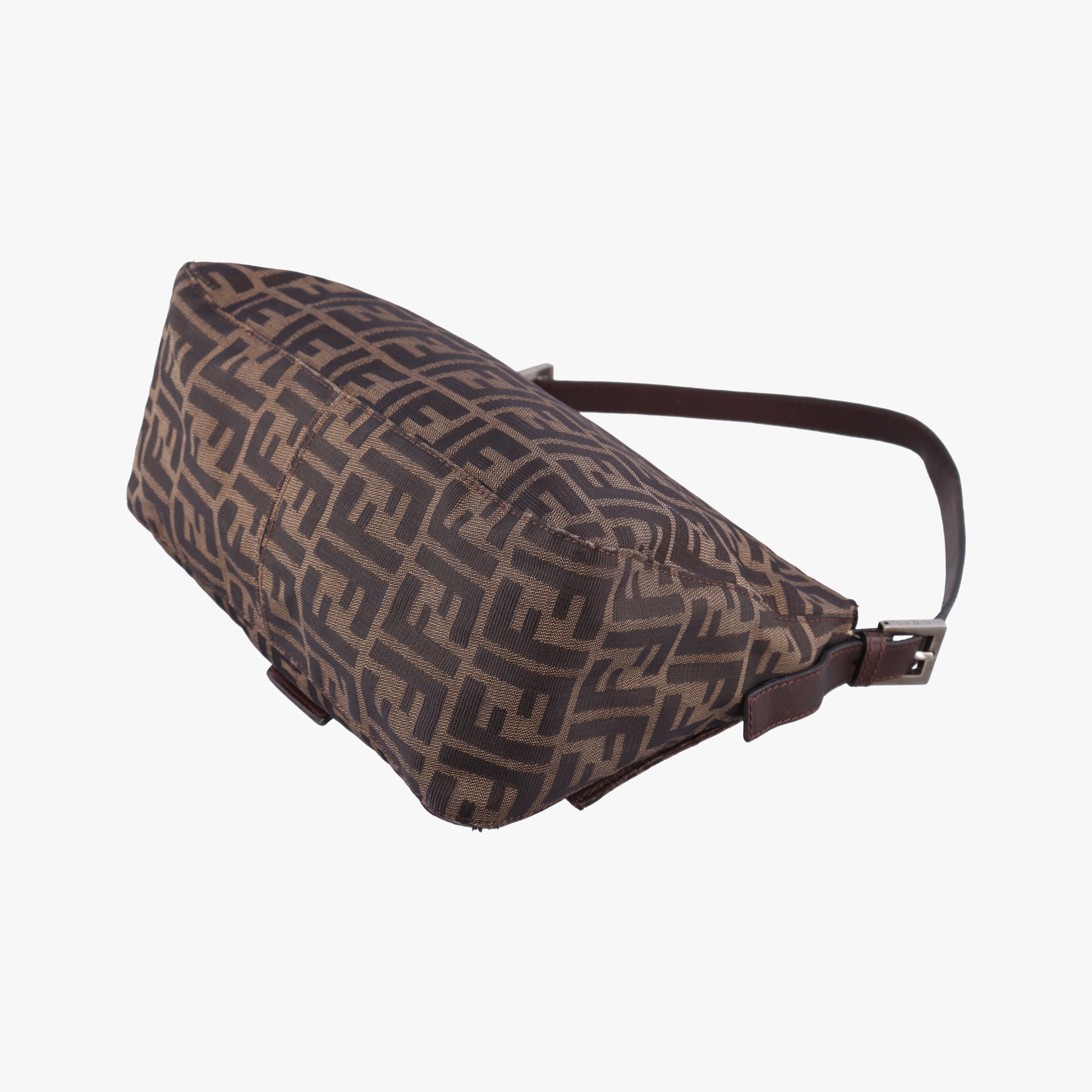 Pre-owned Fendi Mamma Baguette Brown Jacquard  shoulderbag | stylenewstar