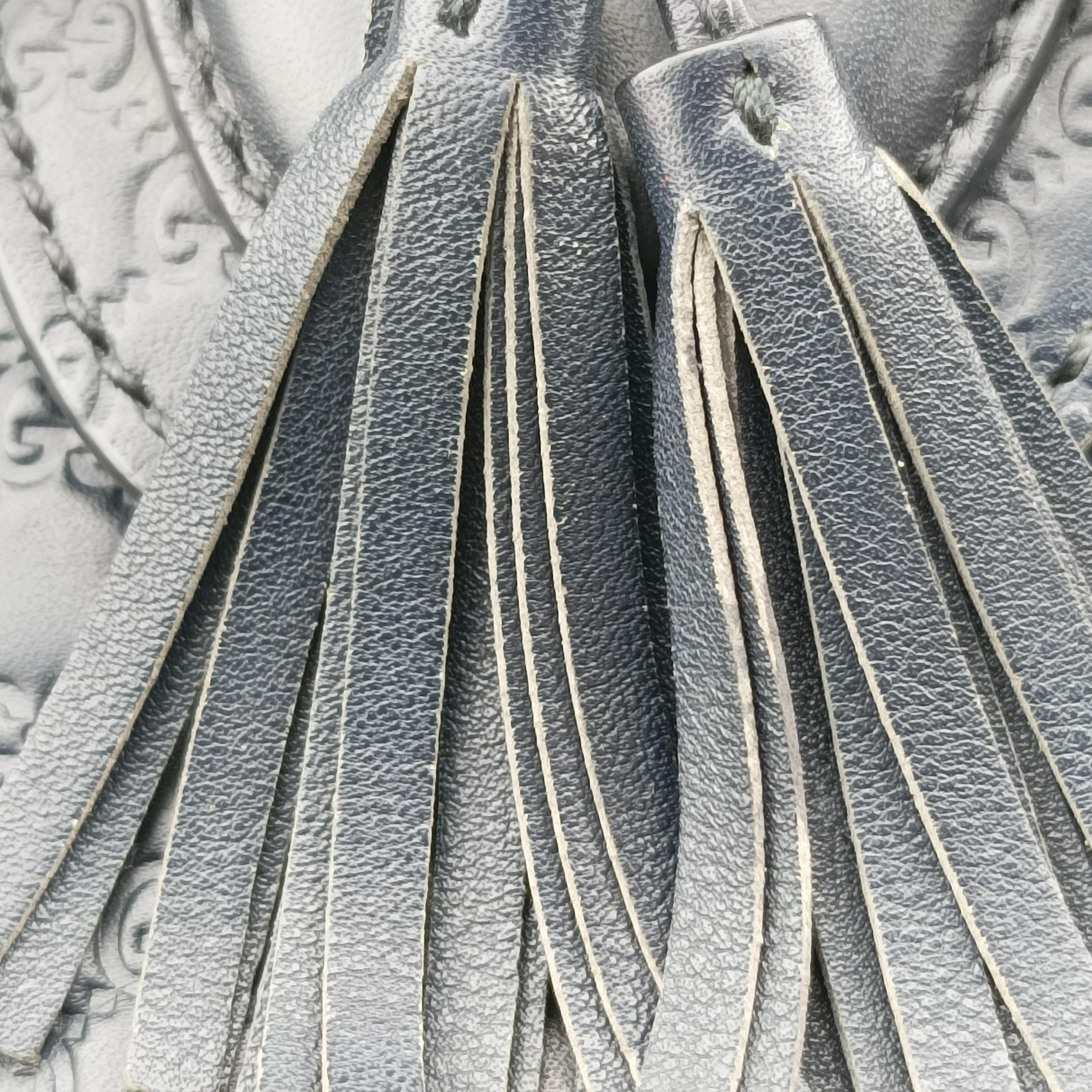 Pre-owned Gucci Emily Black Leather 449635 shoulderbag | stylenewstar