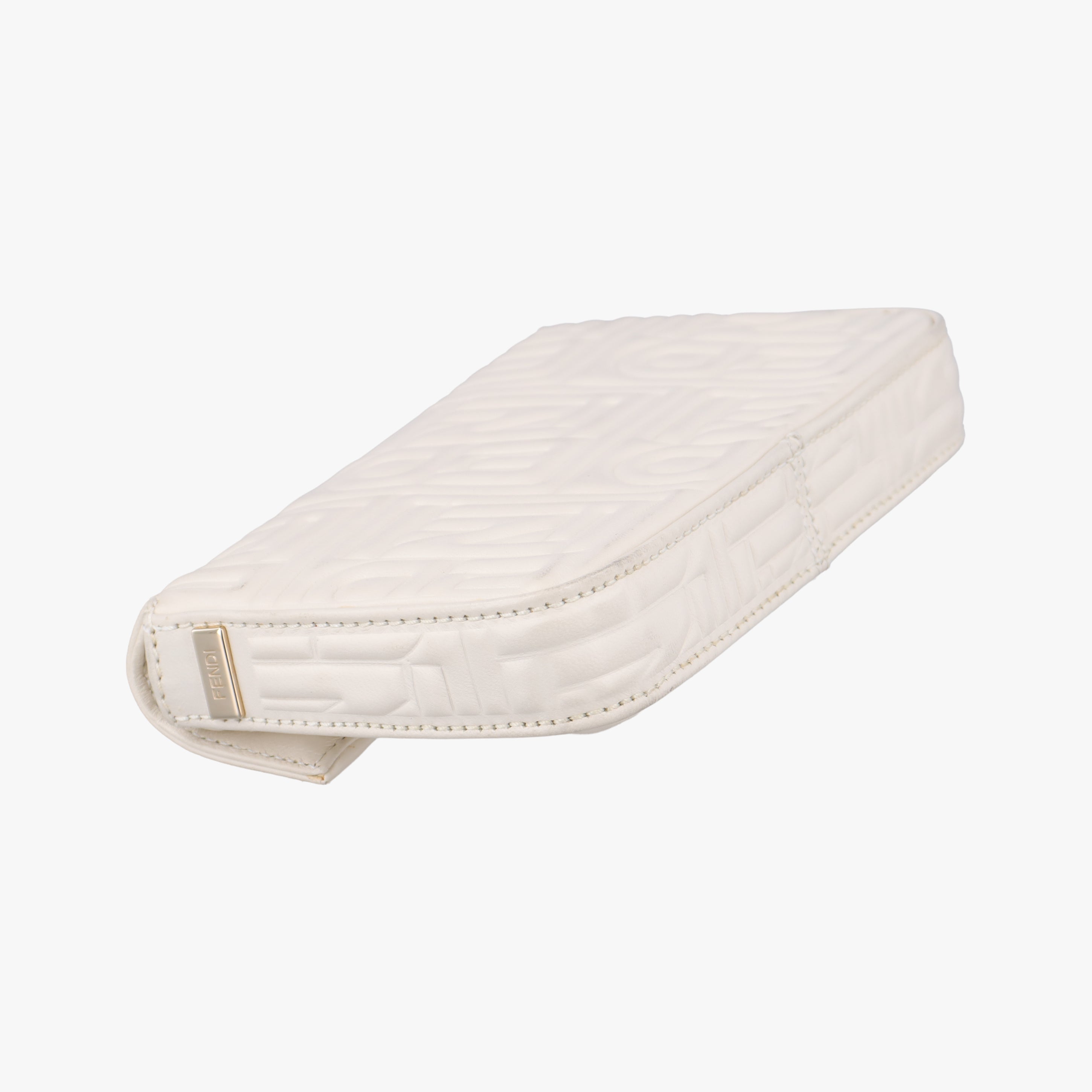 Pre-owned Fendi BAGUETTE White Leather 8BK060 shoulderbag | stylenewstar