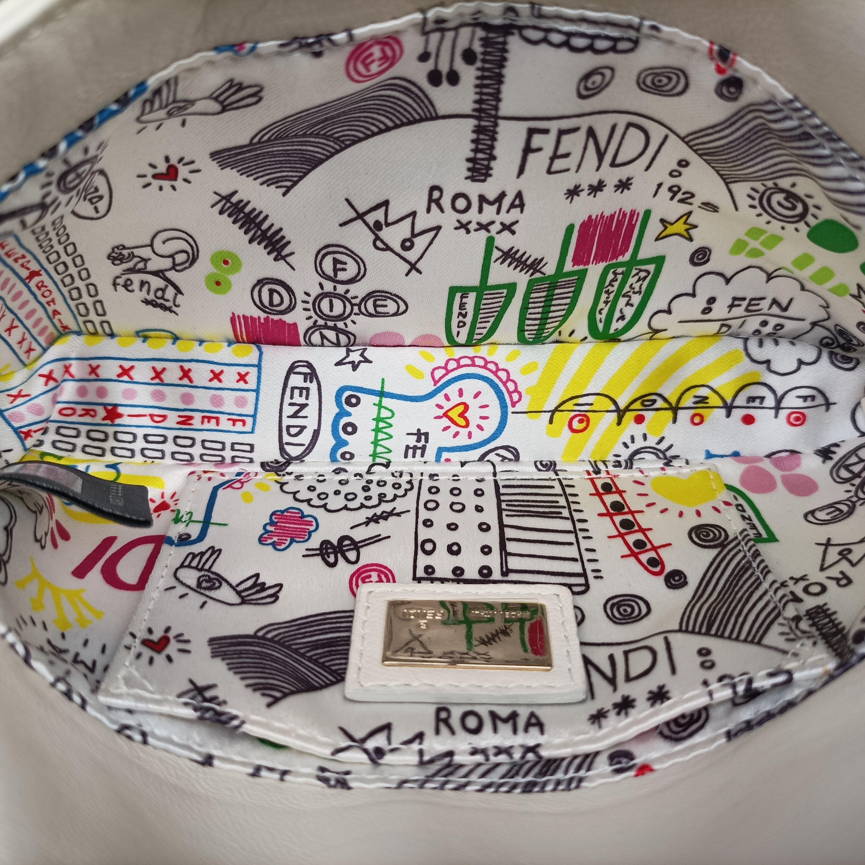 Pre-owned Fendi BAGUETTE White Leather 8BK060 shoulderbag | stylenewstar