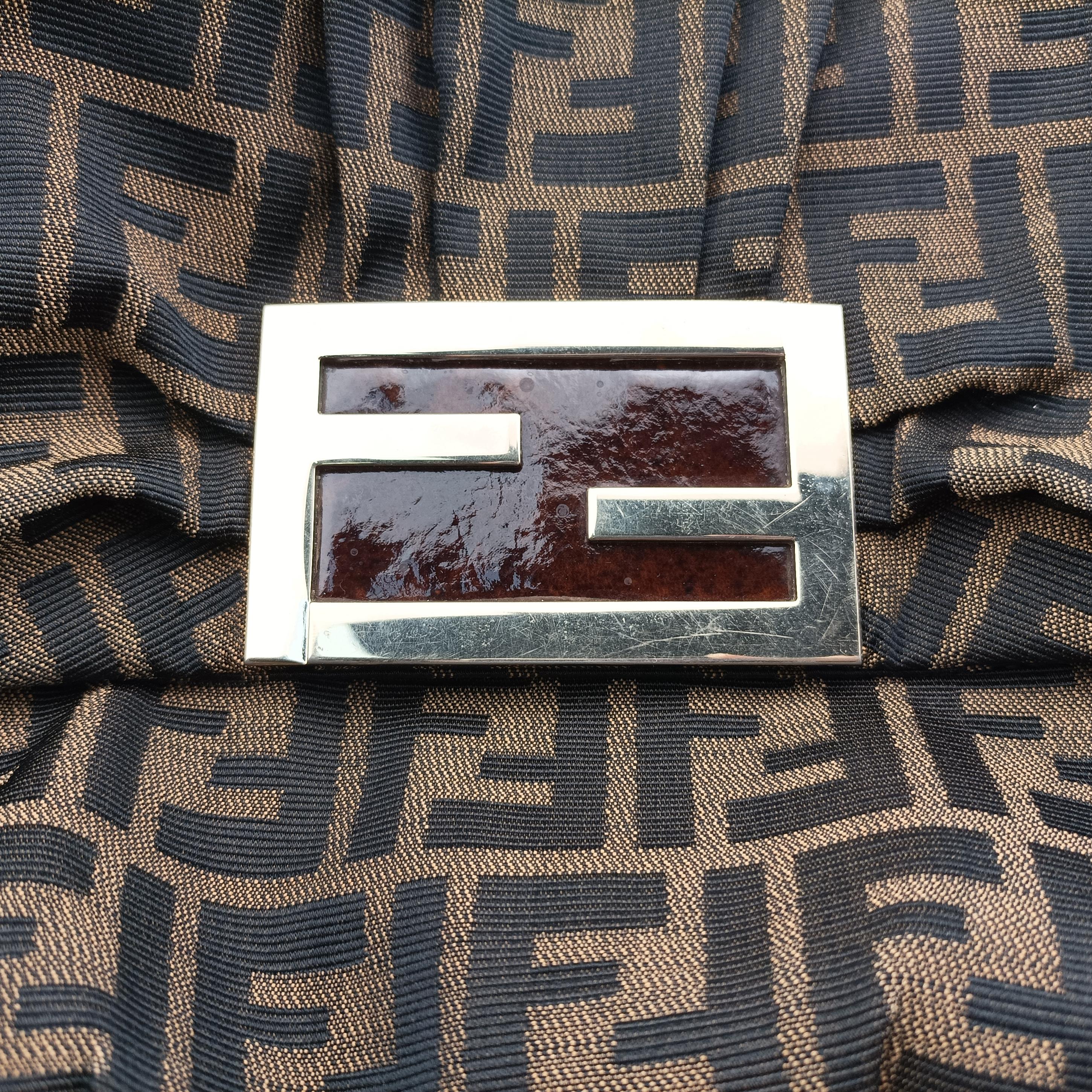 Vintage Fendi Mia Flap Brown Jacquard 8BR614 shoulderbag | stylenewstar