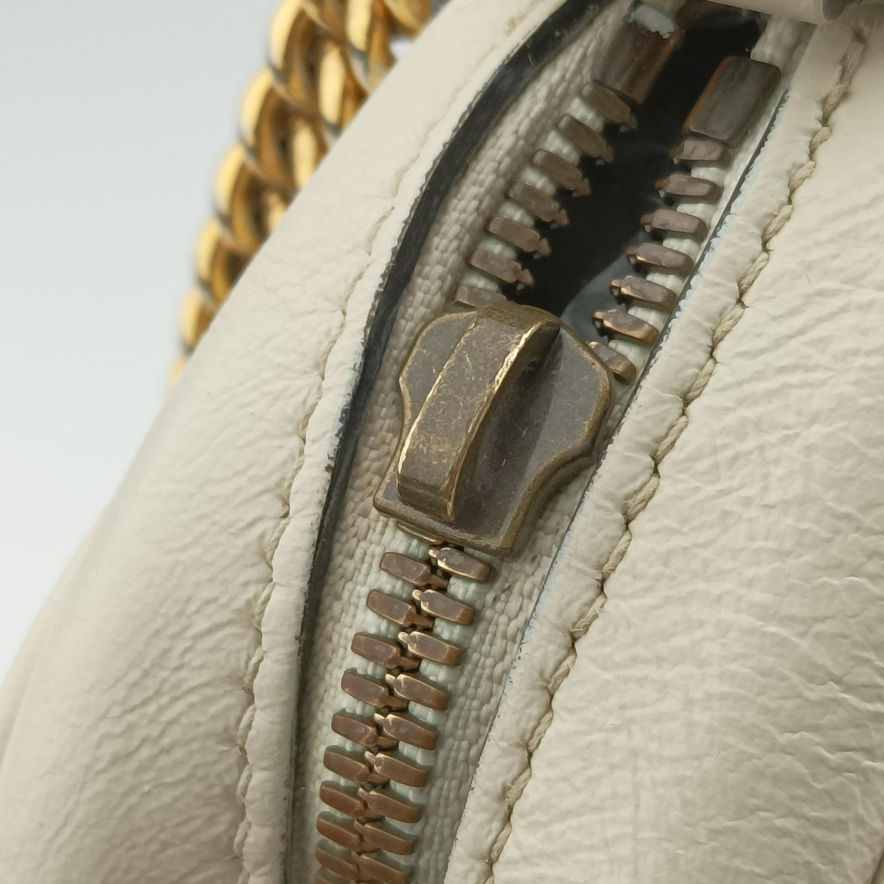 Pre-owned Gucci GG Marmont White leather 550154 shoulderbag | stylenewstar