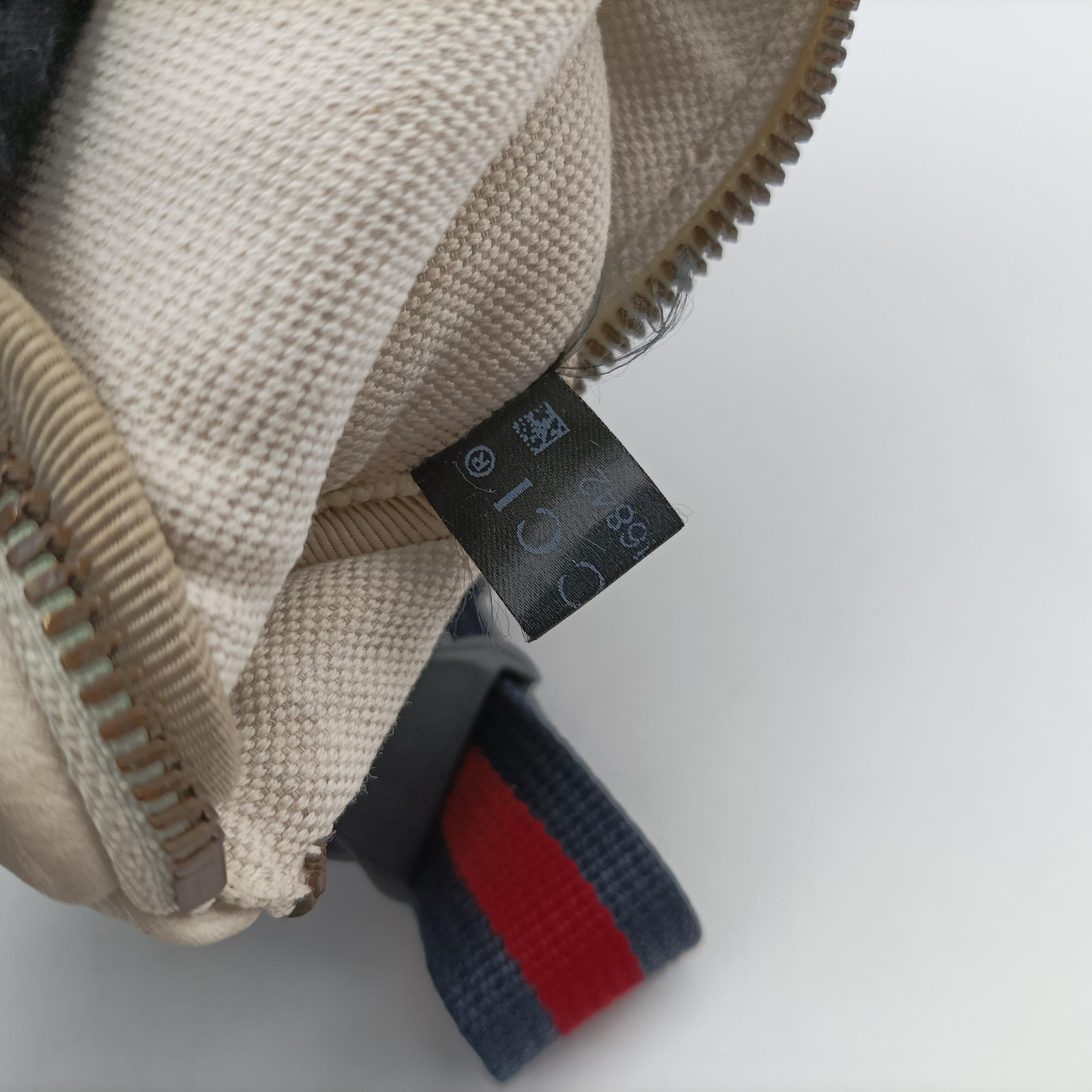 Vintage Gucci Gucci print White Leather 527792 bum bag/waist bag | stylenewstar