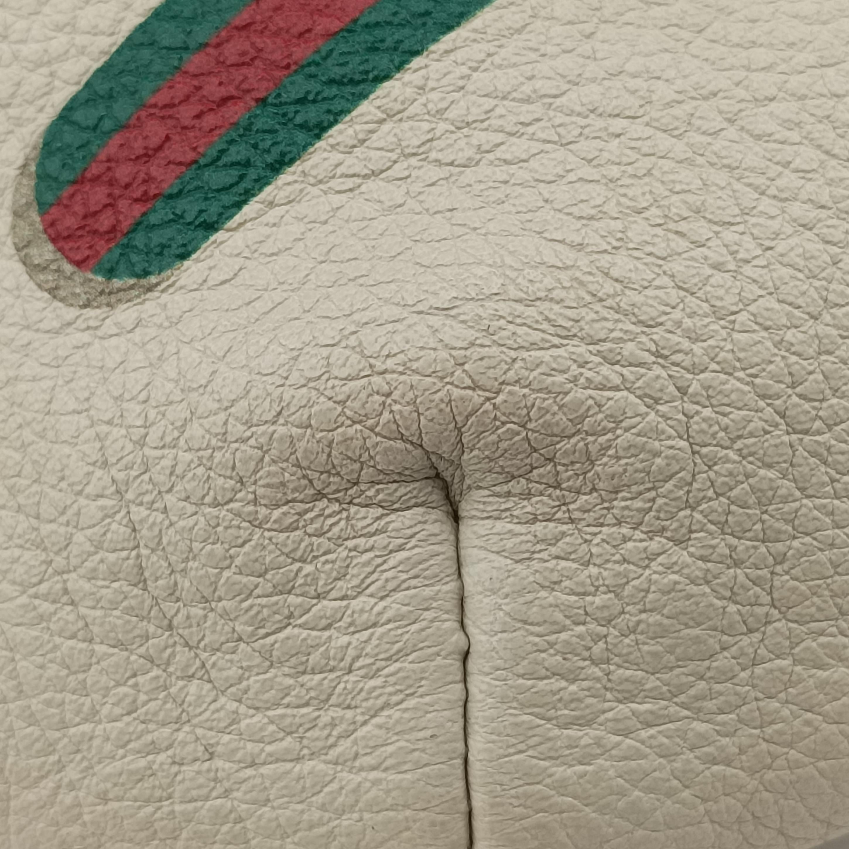 Vintage Gucci Gucci print White Leather 527792 bum bag/waist bag | stylenewstar