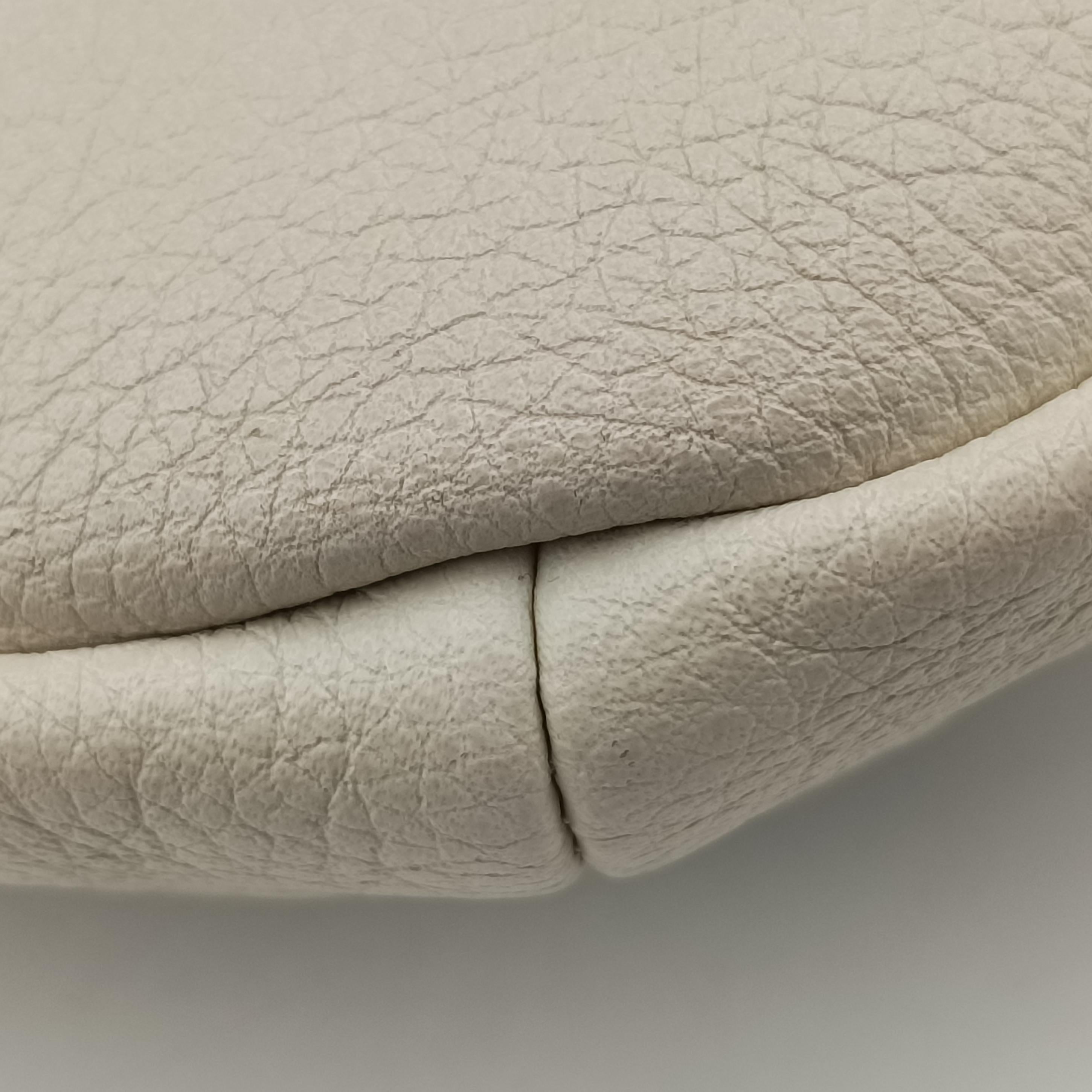 Vintage Gucci Gucci print White Leather 527792 bum bag/waist bag | stylenewstar