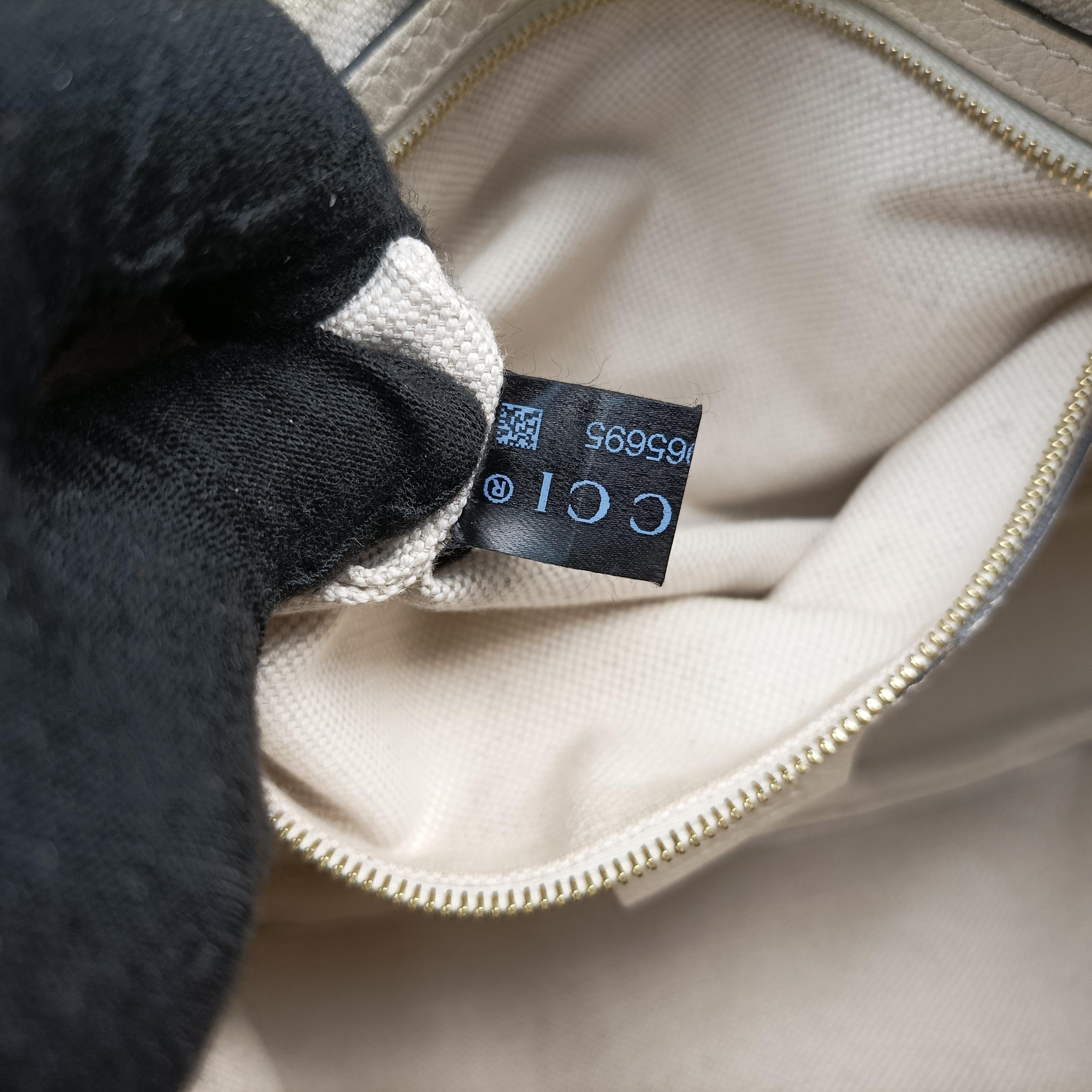 Vintage Gucci GG Star White Leather 675776 shoulderbag | stylenewstar