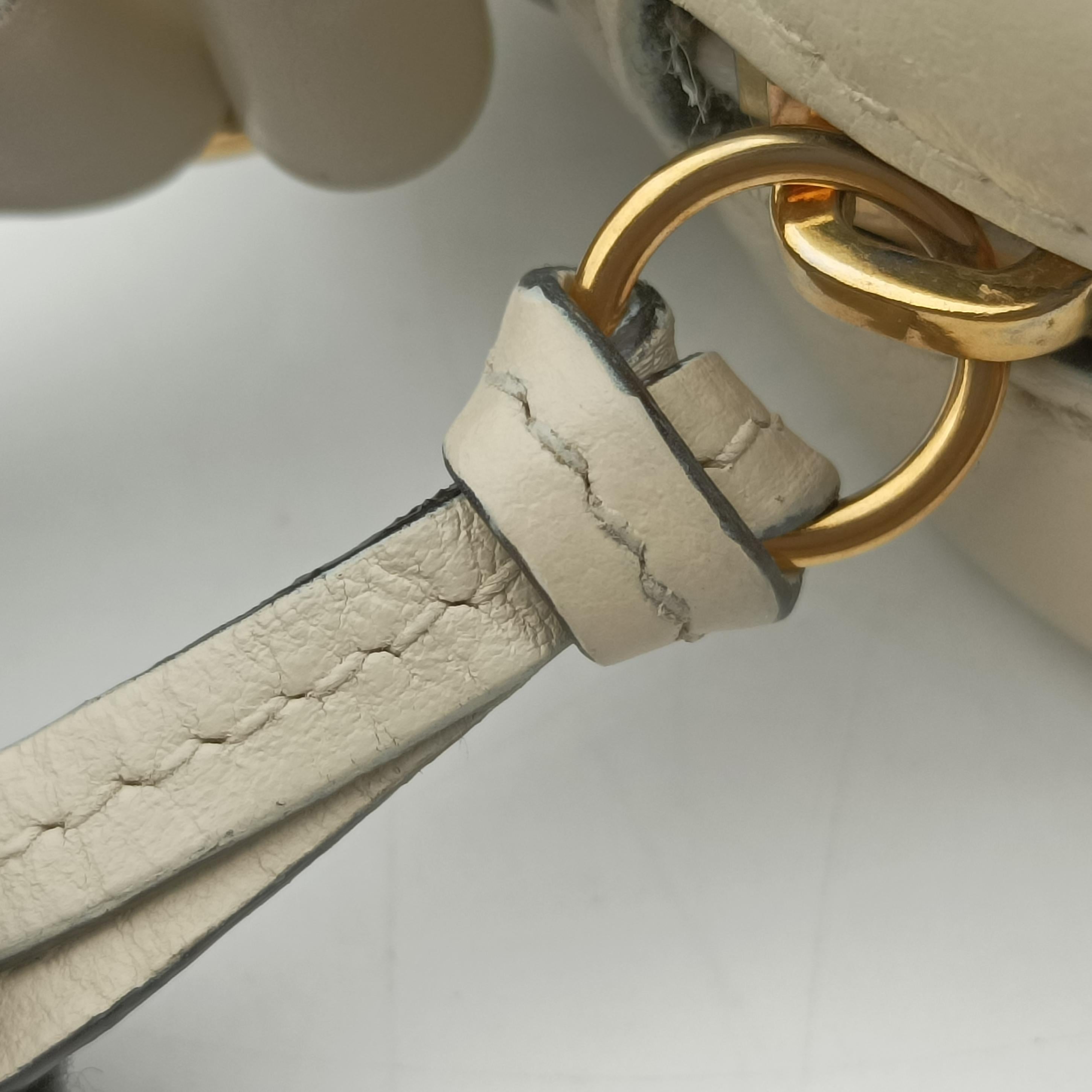 Vintage Gucci GG Star White Leather 675776 shoulderbag | stylenewstar