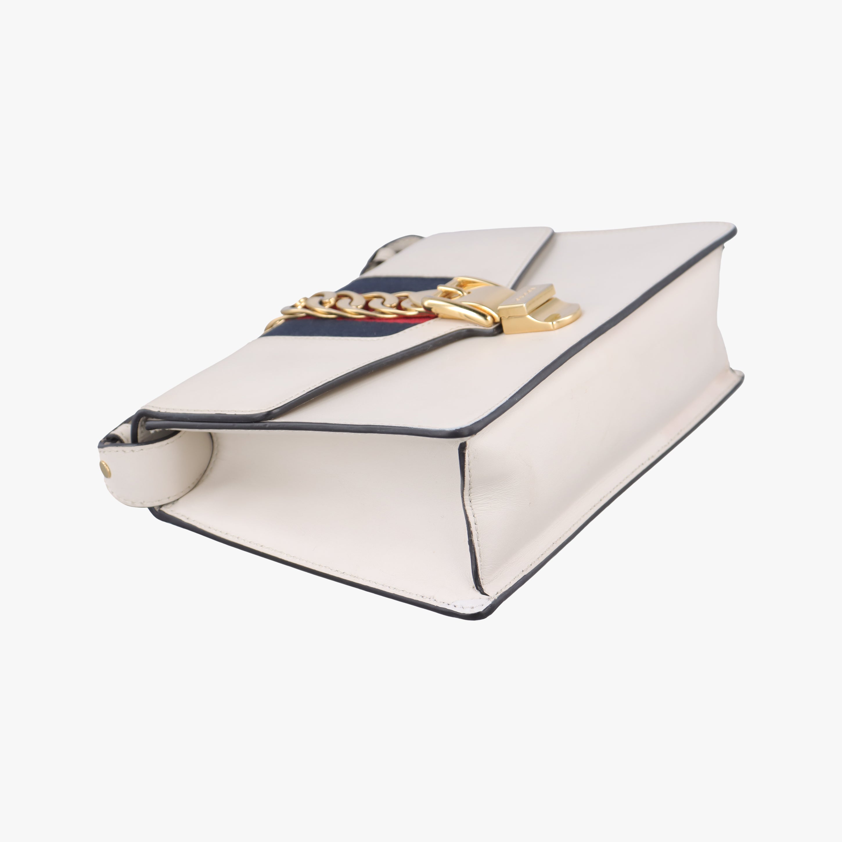 Pre-owned Gucci Sylvie White Leather 421882 shoulderbag | stylenewstar