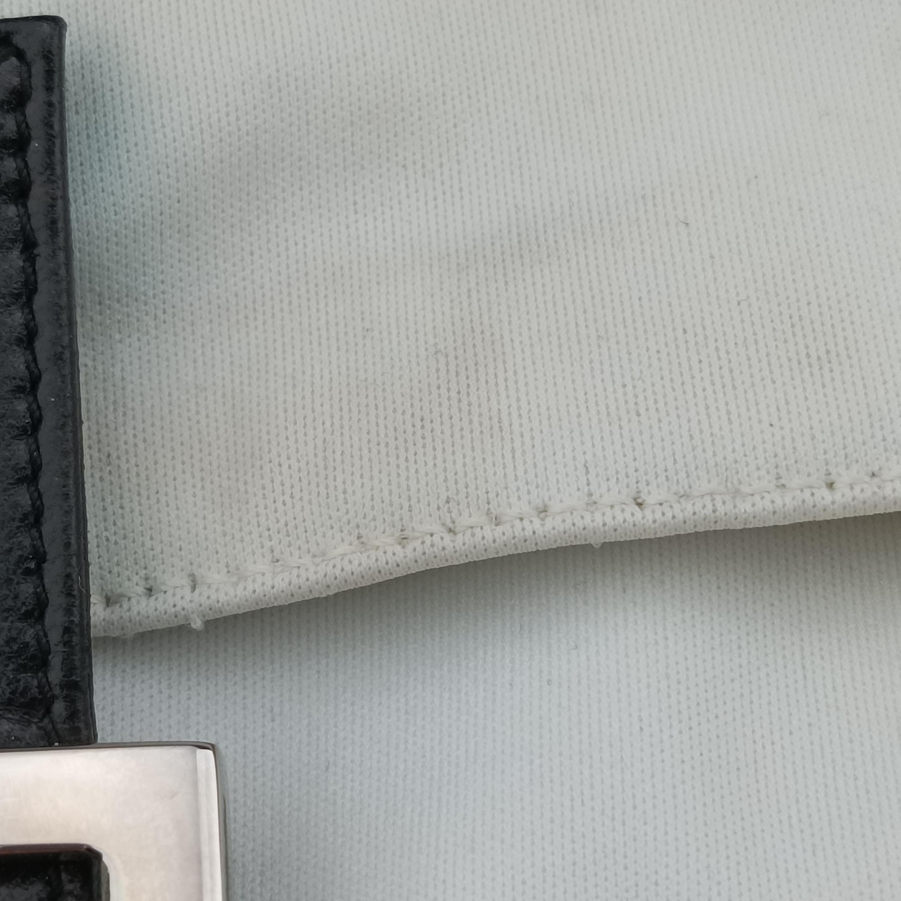 Pre-owned Fendi Baguette White silk 26424 shoulderbag | stylenewstar