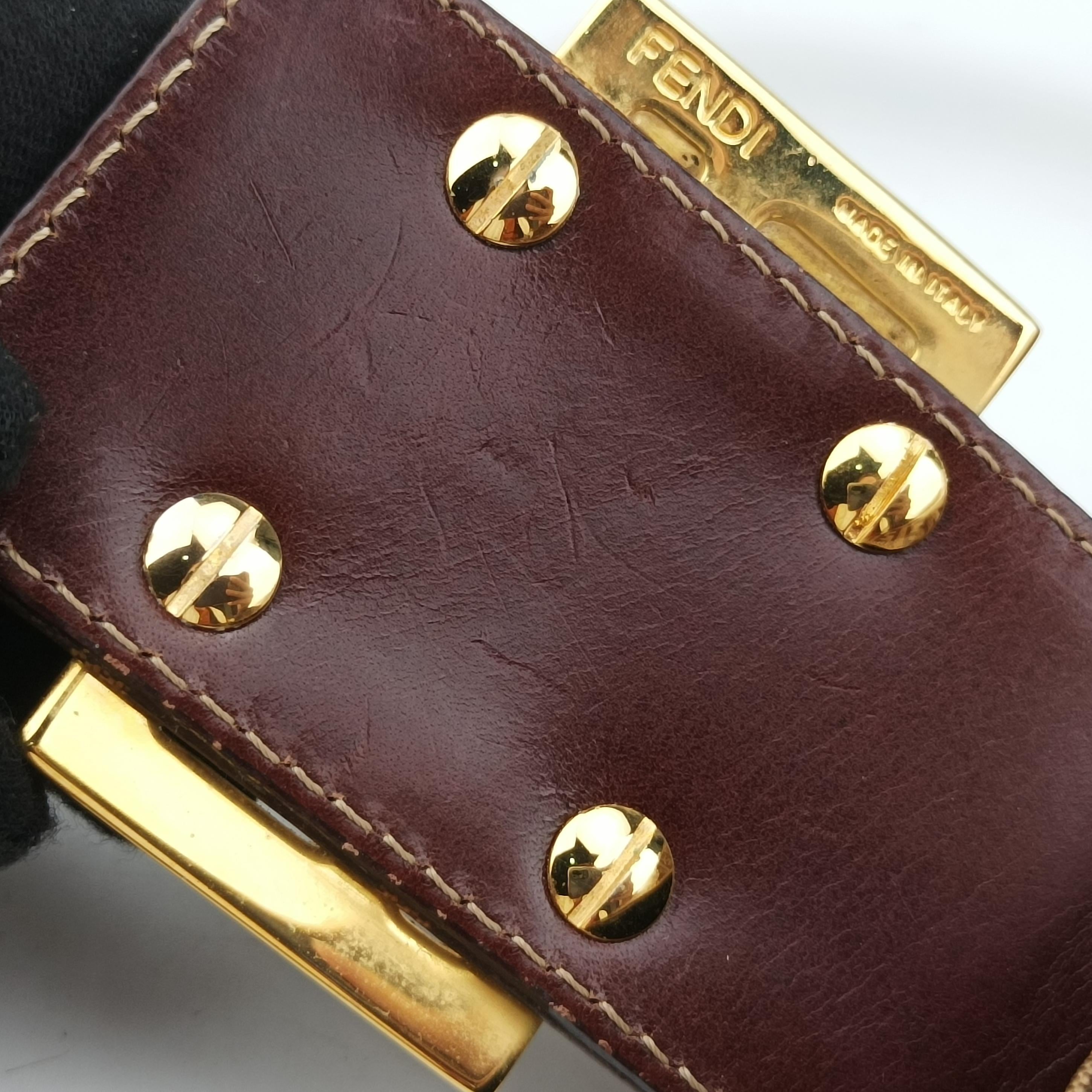 Pre-owned Fendi Mamma Baguette Brown Patent 26725 shoulderbag | stylenewstar