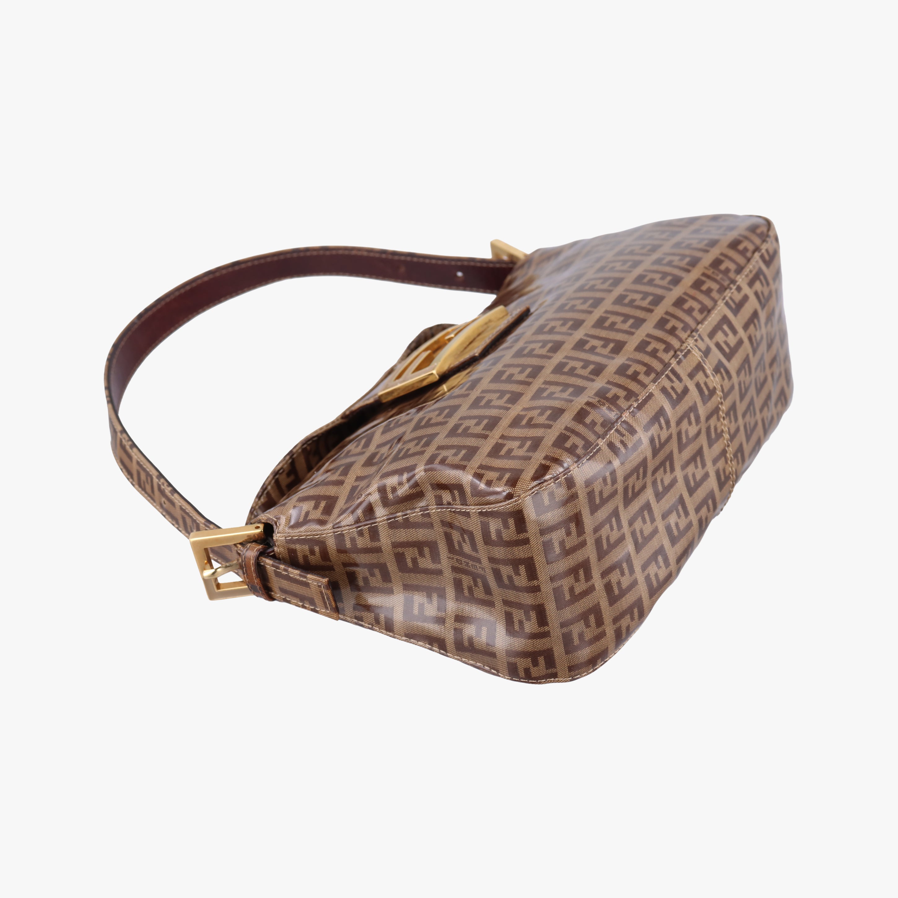 Pre-owned Fendi Mamma Baguette Brown Patent 26725 shoulderbag | stylenewstar