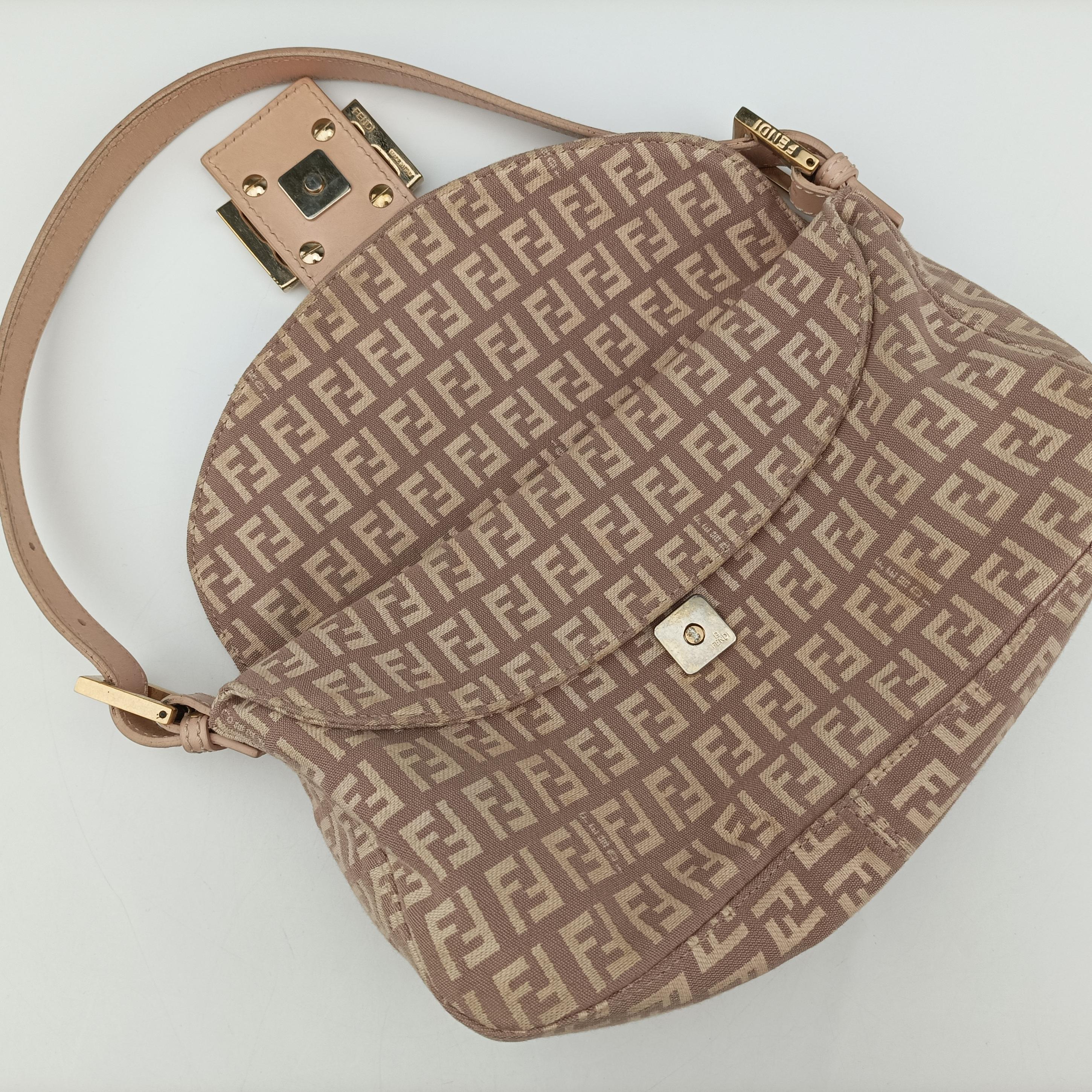 Pre-owned Fendi Zucchino Baguette Multicolour canvas 22418B shoulderbag | stylenewstar