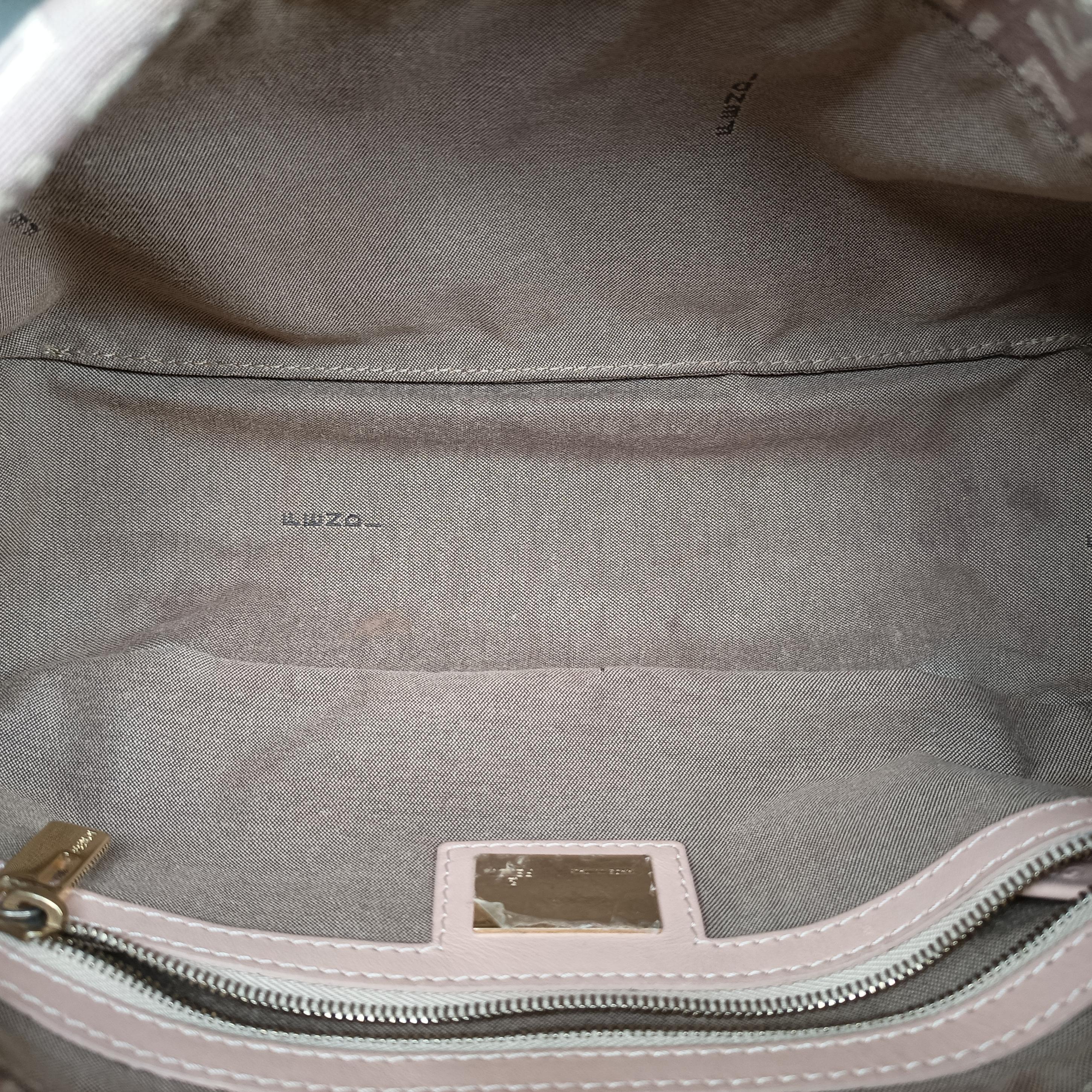 Pre-owned Fendi Zucchino Baguette Multicolour canvas 22418B shoulderbag | stylenewstar