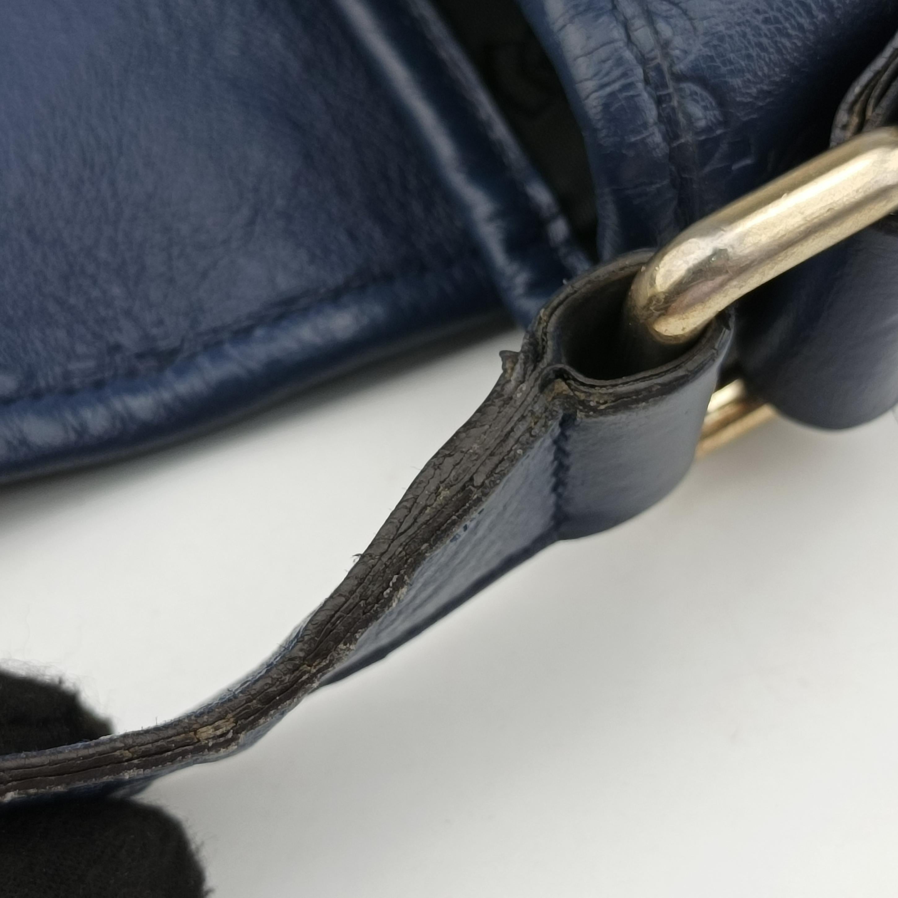 Secondhand Gucci Guccissima Messenger Navy Leather 223665 shoulderbag | stylenewstar