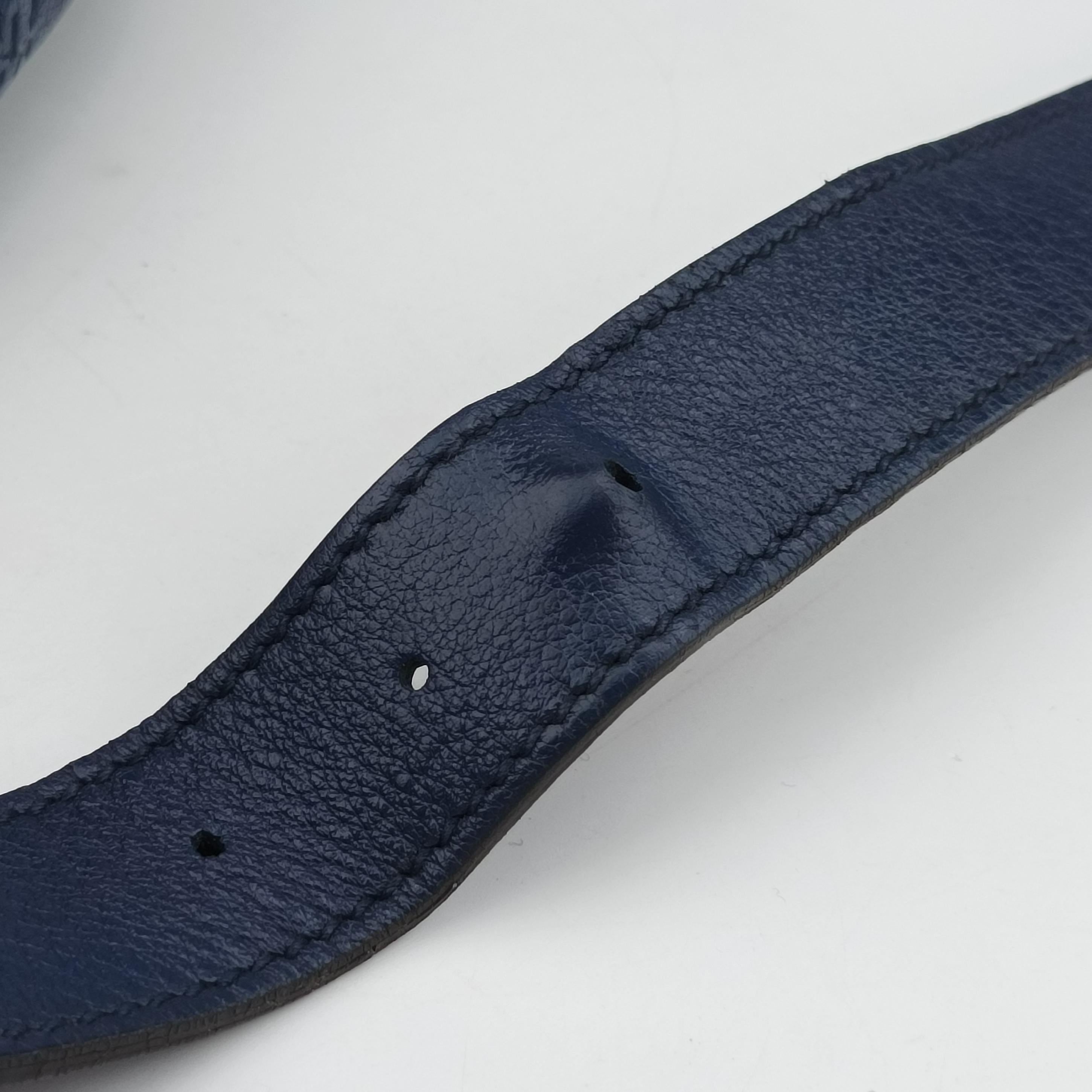 Secondhand Gucci Guccissima Messenger Navy Leather 223665 shoulderbag | stylenewstar