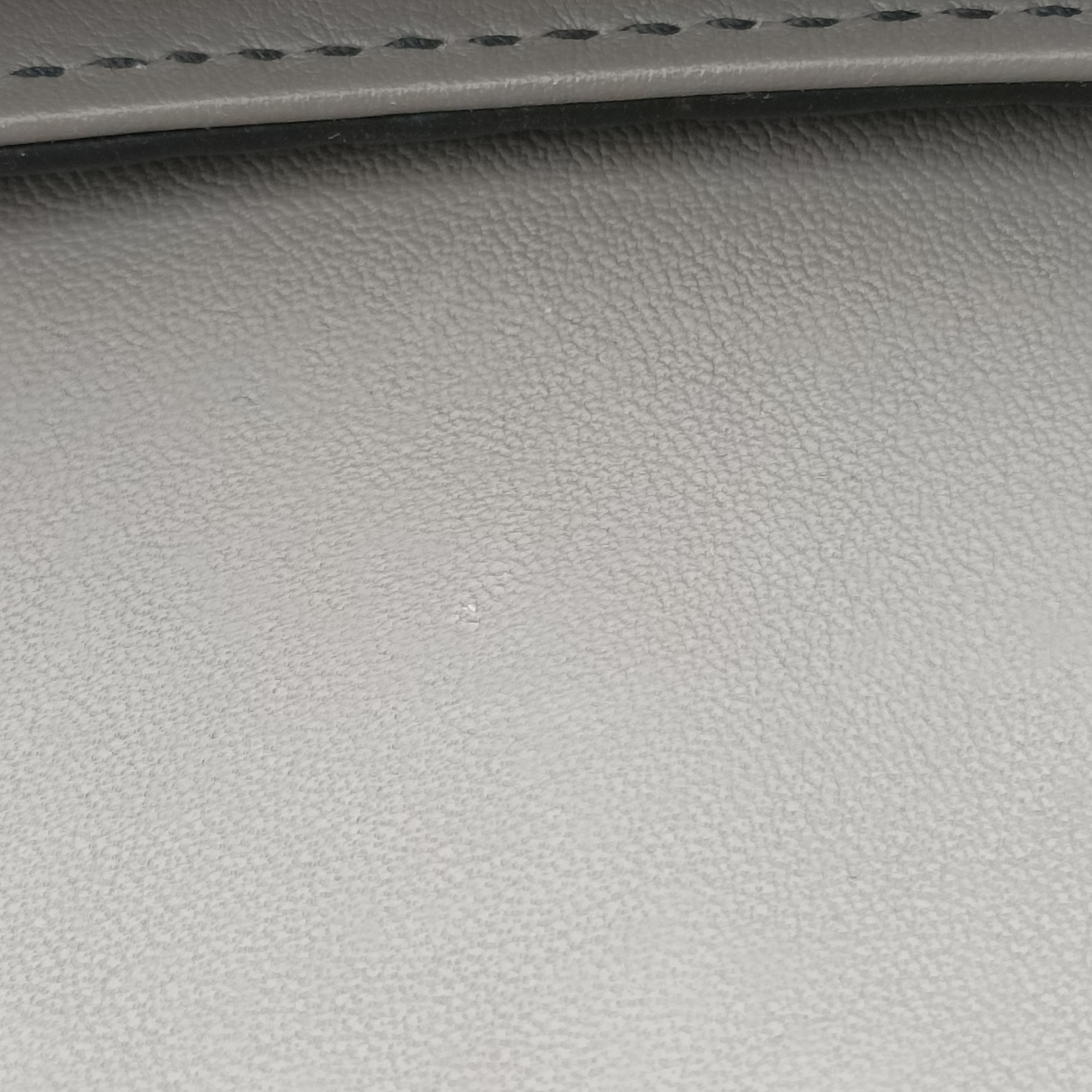 Pre-owned Gucci Emily Grey Leather 449635 shoulderbag | stylenewstar