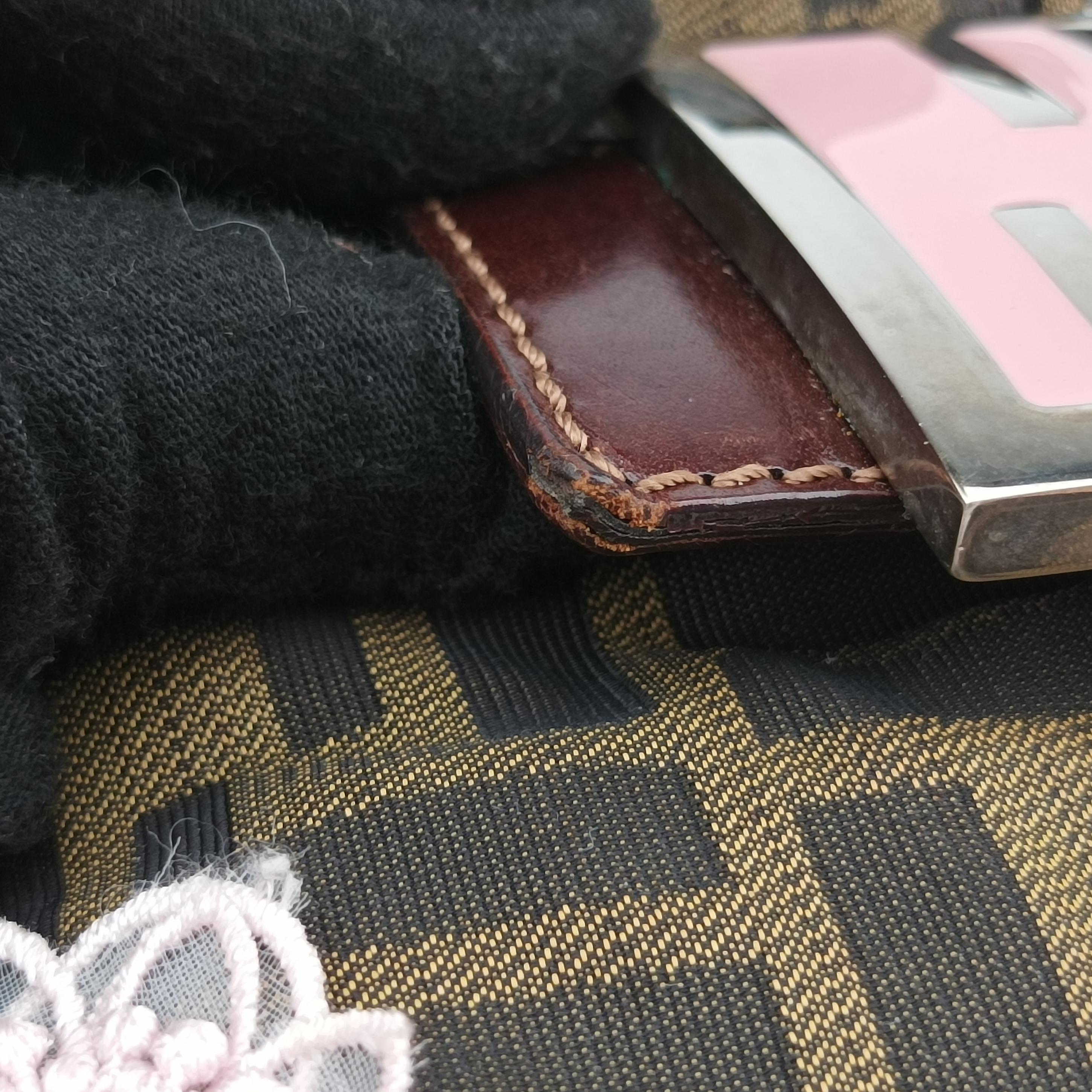 Pre-owned Fendi Zucca Mamma Baguette Brown Canvas x Leather 26685 shoulderbag | stylenewstar