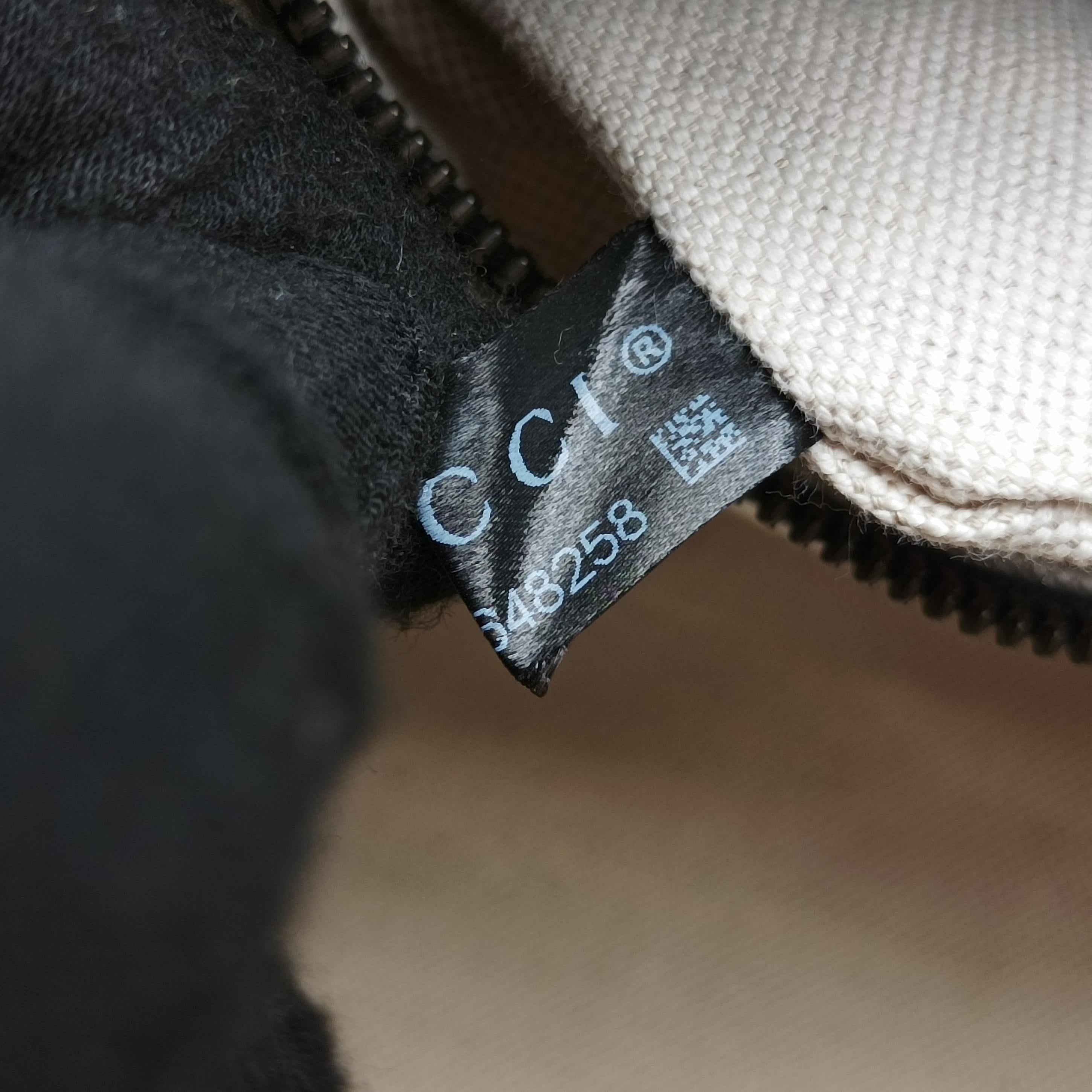 Pre-owned Gucci Adidas collaboration Red x Black x White x Multicolor PVC coated canvas 702427 shoulderbag | stylenewstar