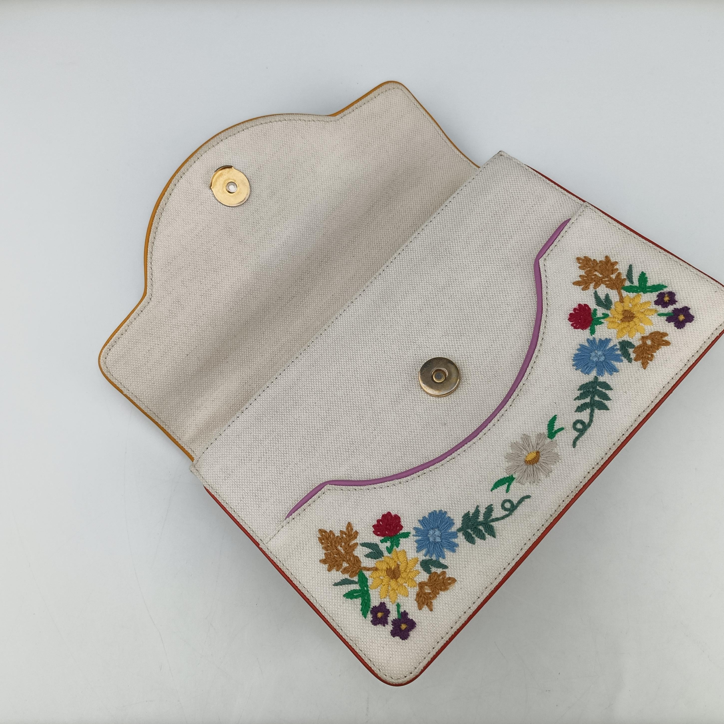 Pre-owned Gucci Cotton Linen Floral Cat White Canvas 499617 shoulderbag | stylenewstar