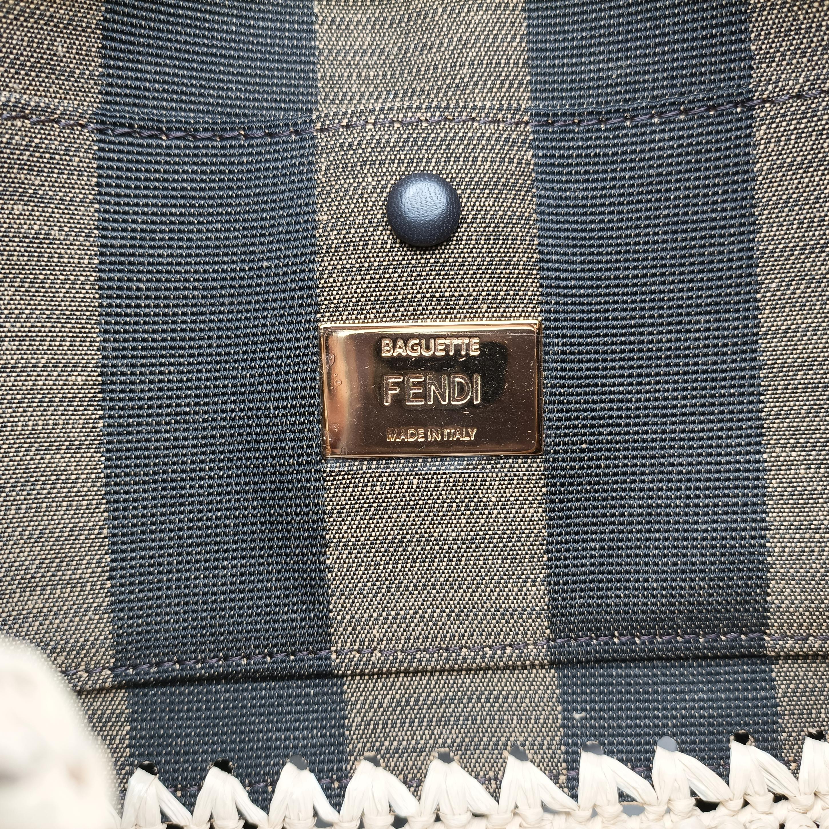 Pre-owned Fendi BAGUETTE Beige×Multicolour Canvas×Straw 8BR600 shoulderbag | stylenewstar