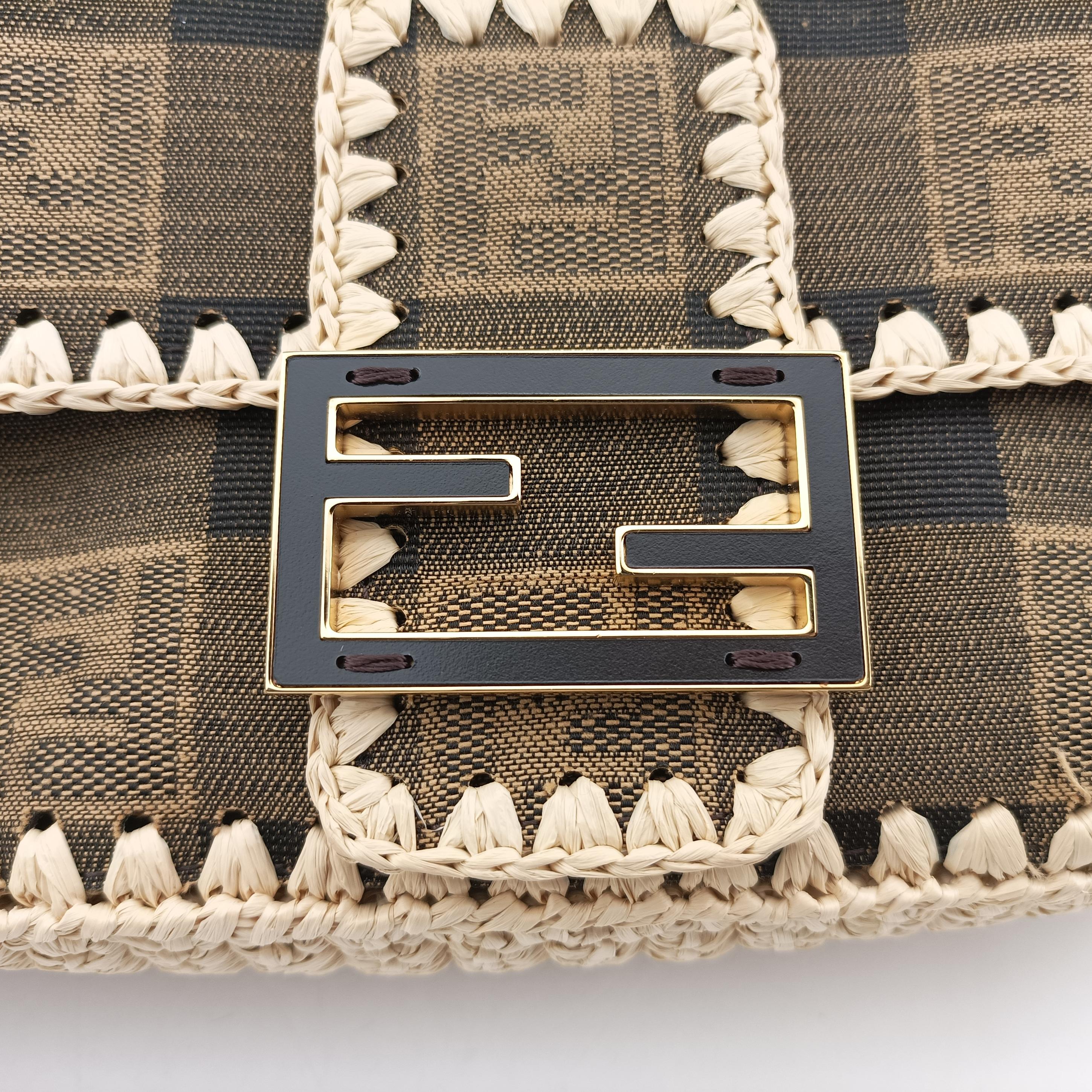 Pre-owned Fendi BAGUETTE Beige×Multicolour Canvas×Straw 8BR600 shoulderbag | stylenewstar