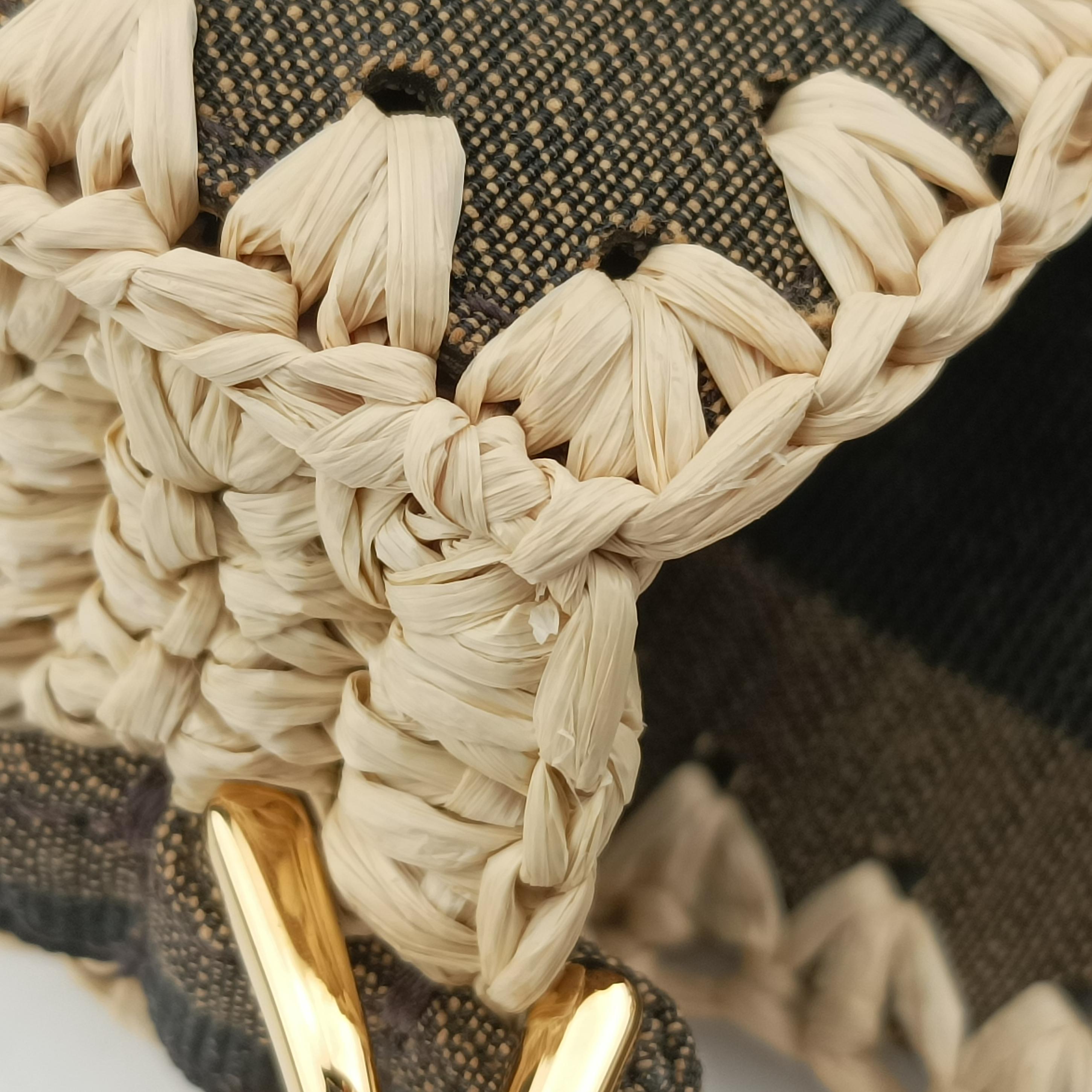 Pre-owned Fendi BAGUETTE Beige×Multicolour Canvas×Straw 8BR600 shoulderbag | stylenewstar