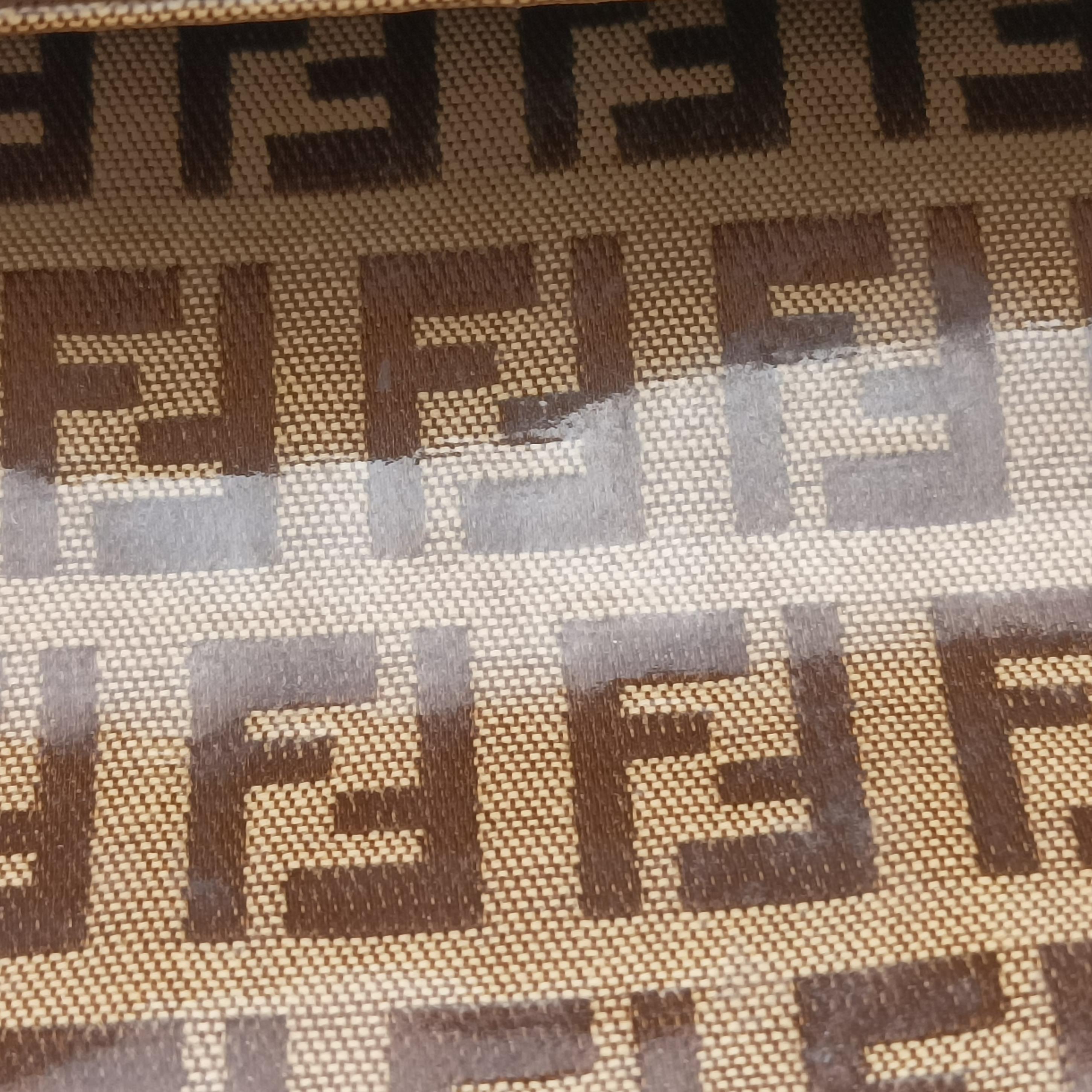 Pre-owned Fendi Mamma Baguette Brown Patent Leather 33492 shoulderbag | stylenewstar