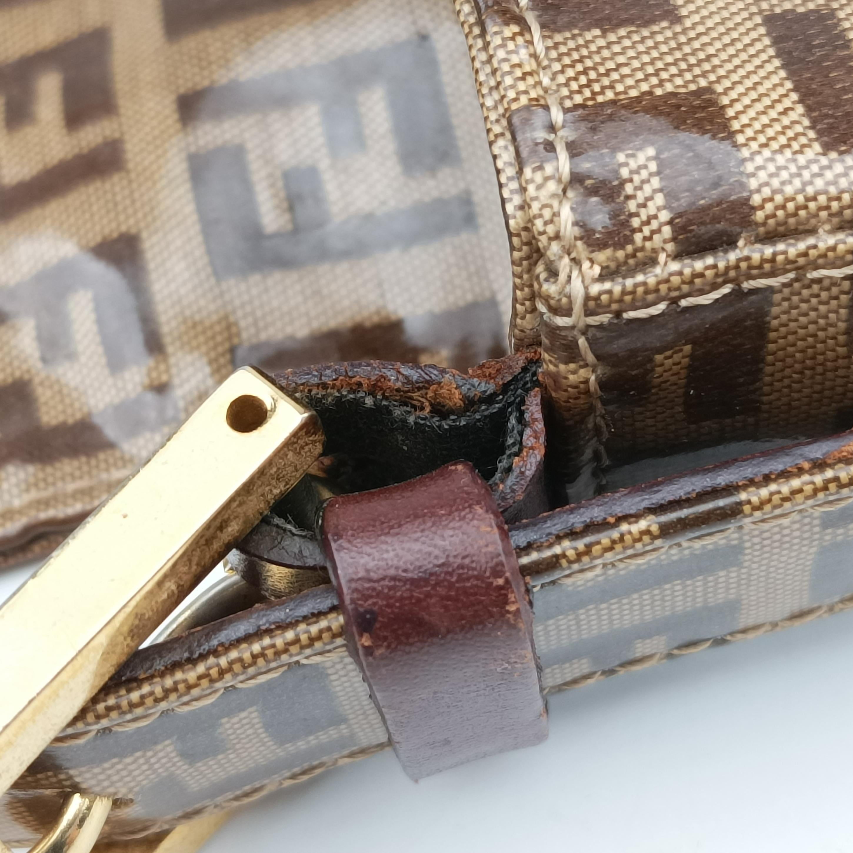 Pre-owned Fendi Mamma Baguette Brown Patent Leather 33492 shoulderbag | stylenewstar