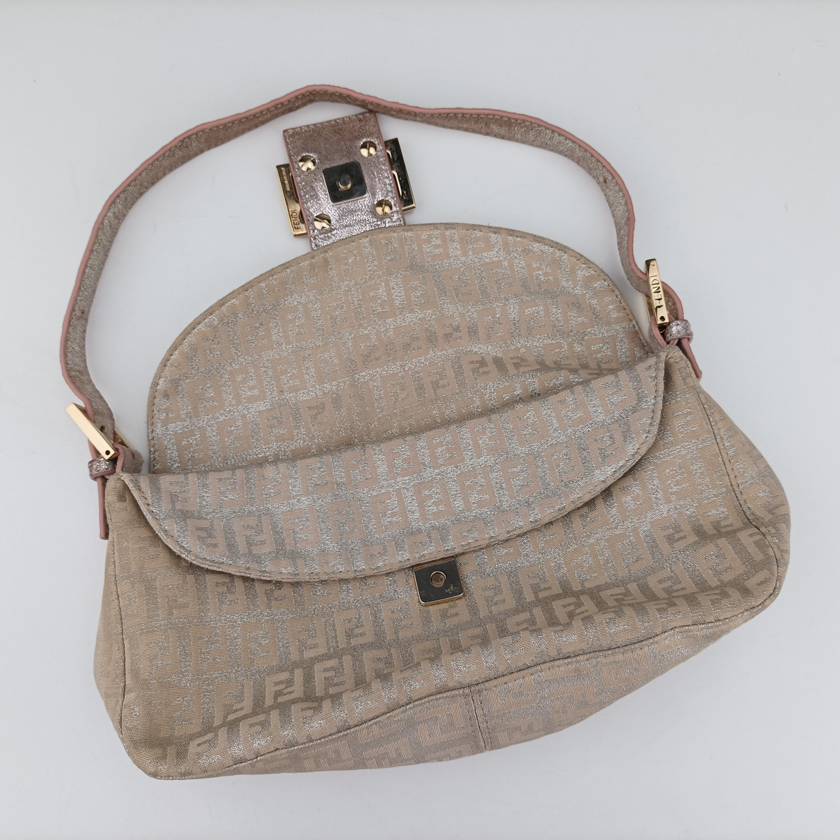 Pre-owned Fendi Mamma Baguette Pink×beige Canvas 8BR003 shoulderbag | stylenewstar