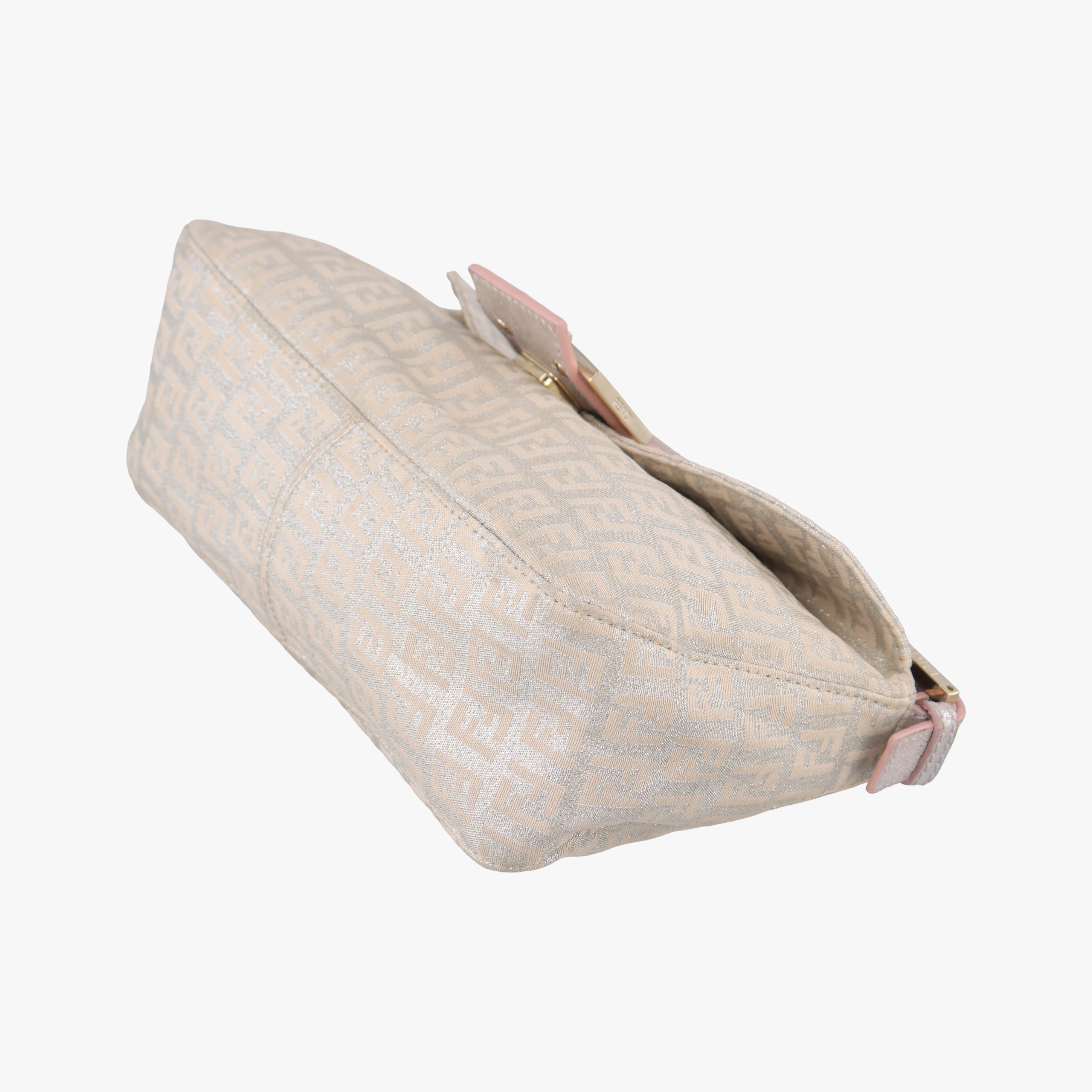 Pre-owned Fendi Mamma Baguette Pink×beige Canvas 8BR003 shoulderbag | stylenewstar